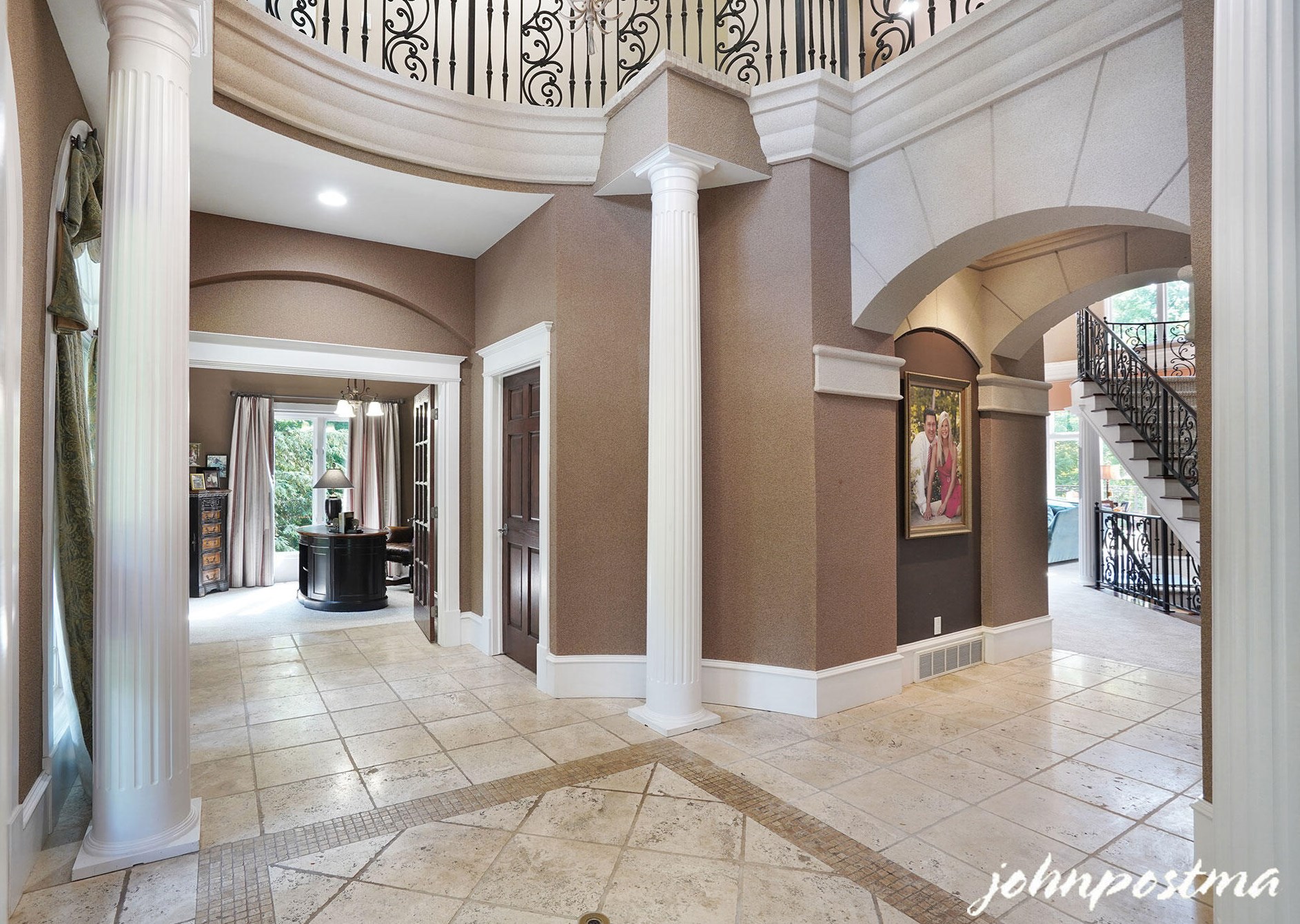 2188 Fairridge Dr, Ada MI 49301-8551 exterior