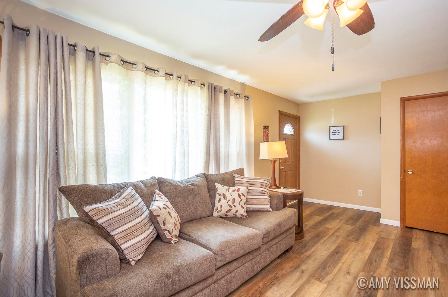 2731 Valley Ave, Grand Rapids MI  49544-1754 exterior