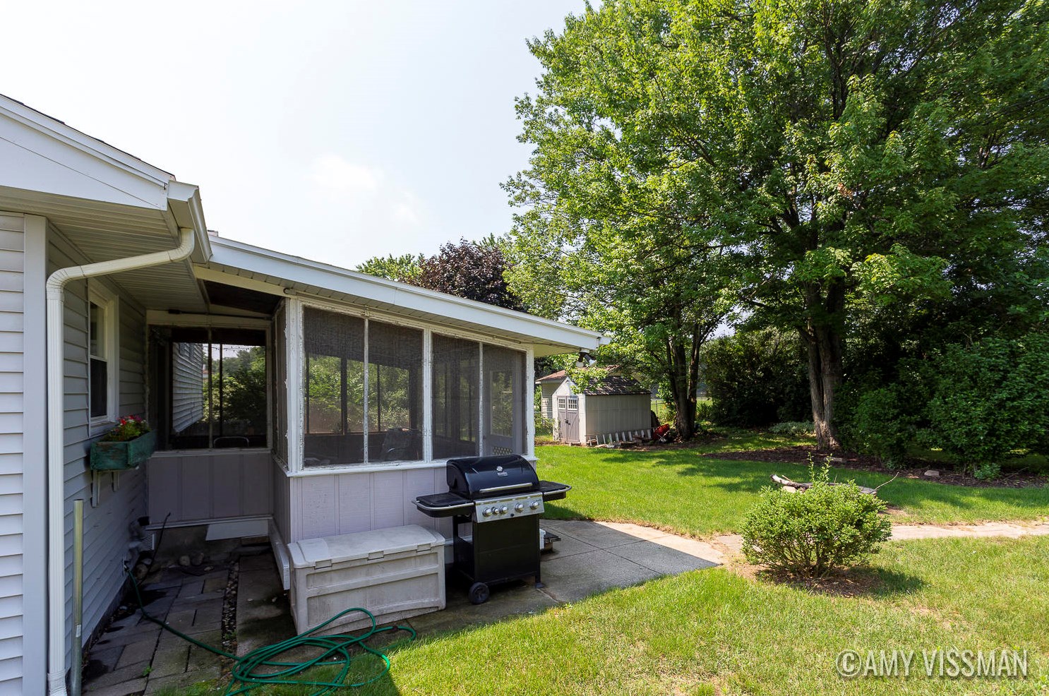 2731 Valley Ave, Grand Rapids MI  49544-1754 exterior