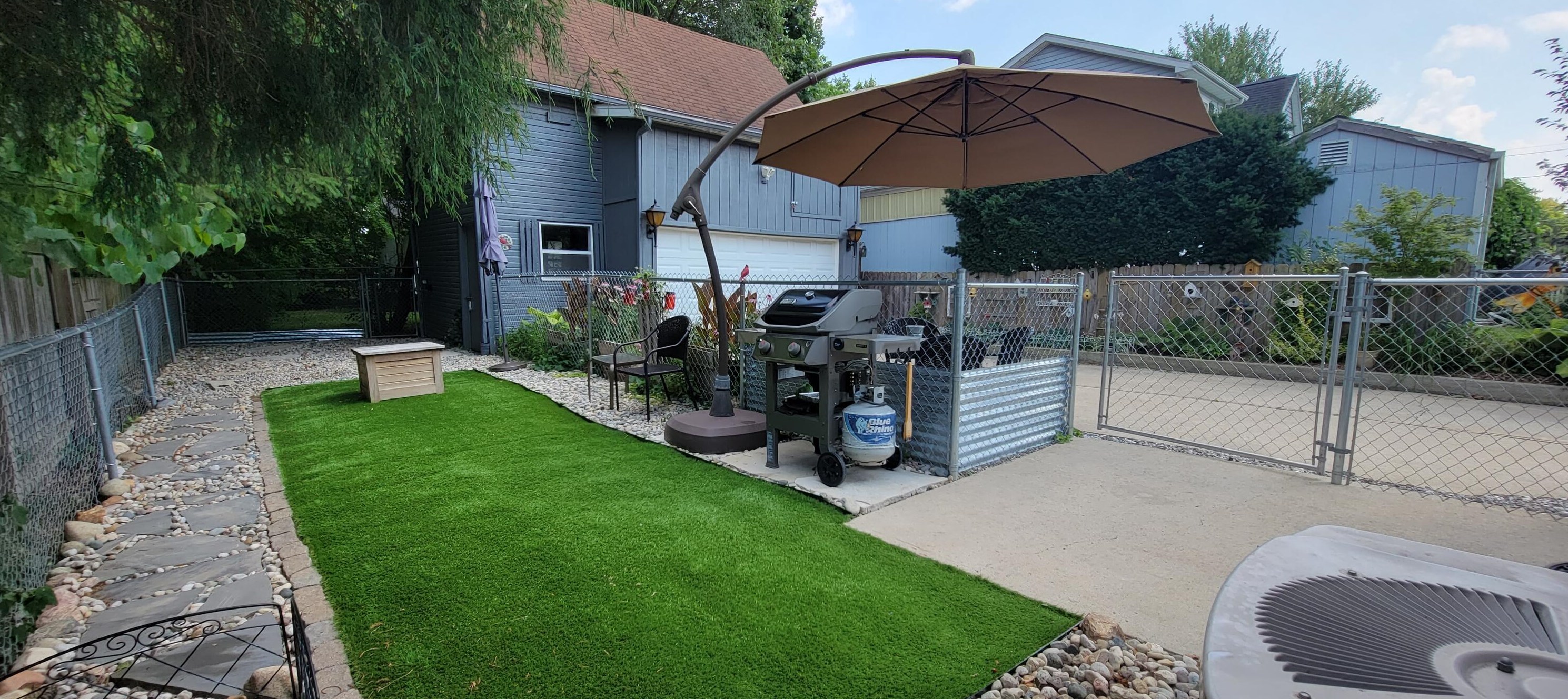 612 Clinton St, Cadmus MI 49221-2111 exterior