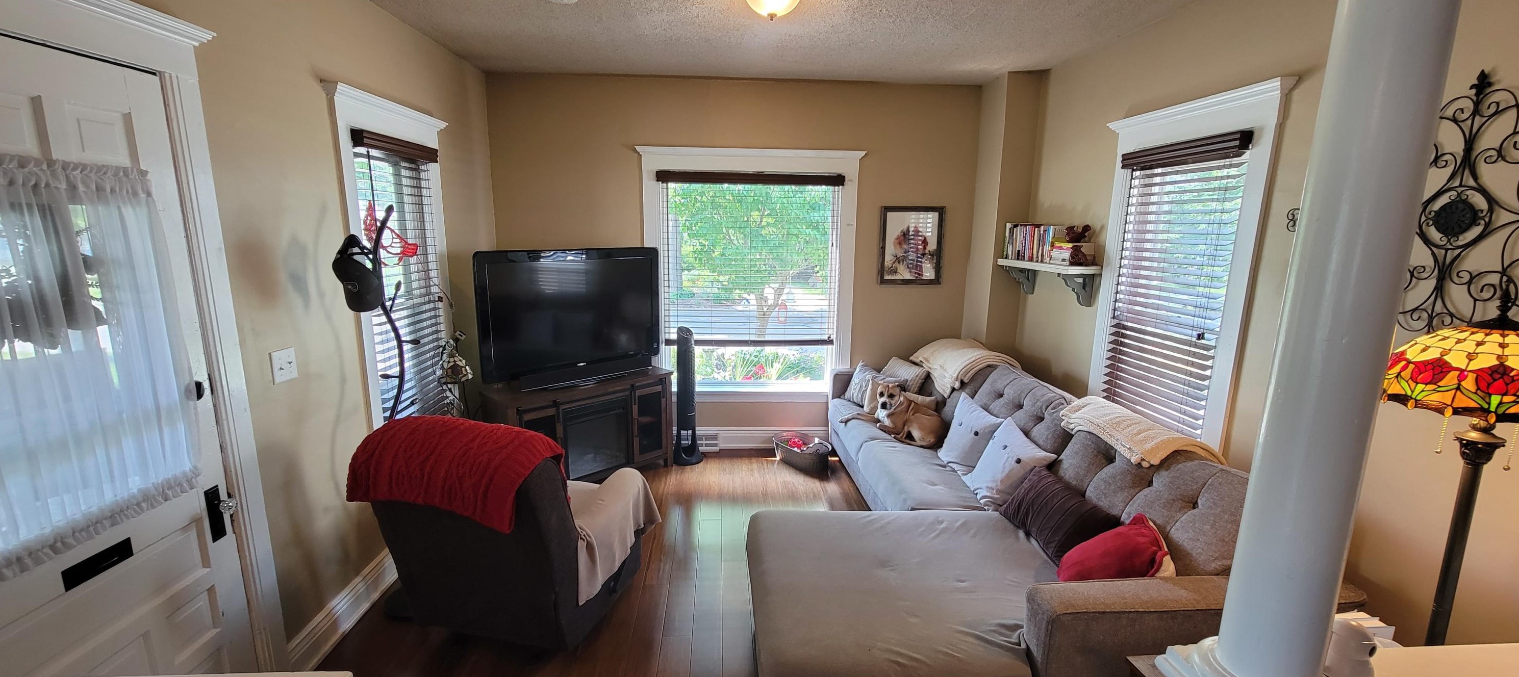 612 Clinton St, Cadmus MI 49221-2111 exterior