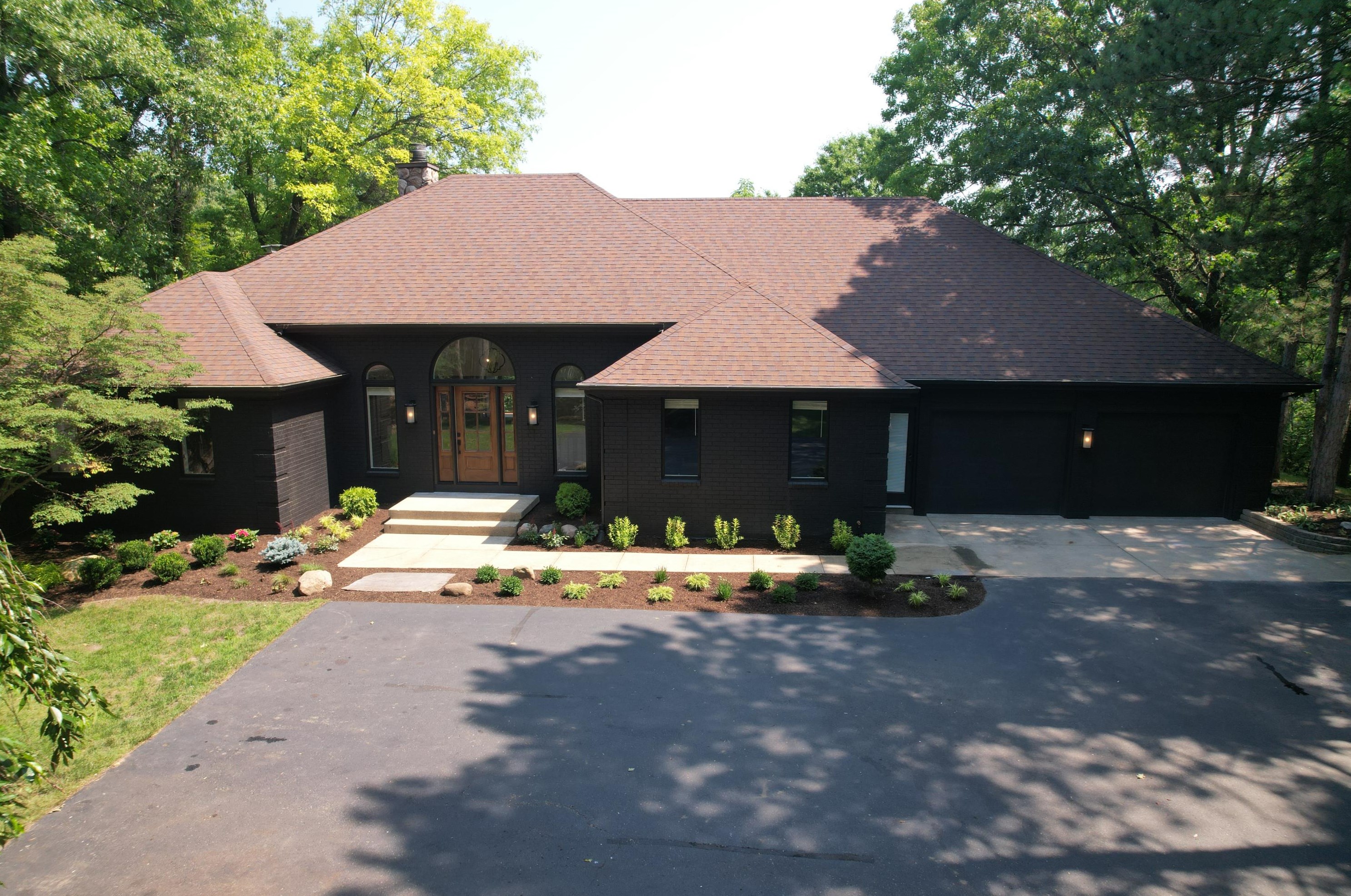 7777 Silverthorne Dr, Ada, MI 49301-9397