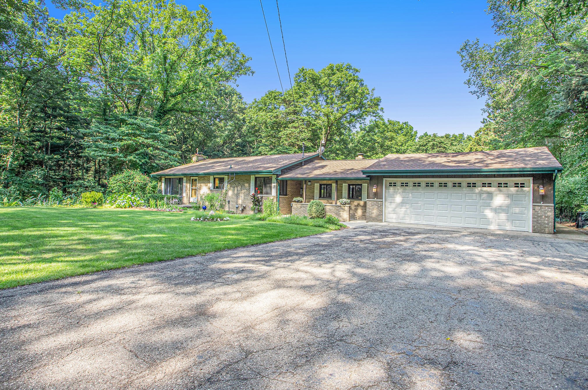 4162 S 1st St, Kalamazoo, MI 49009