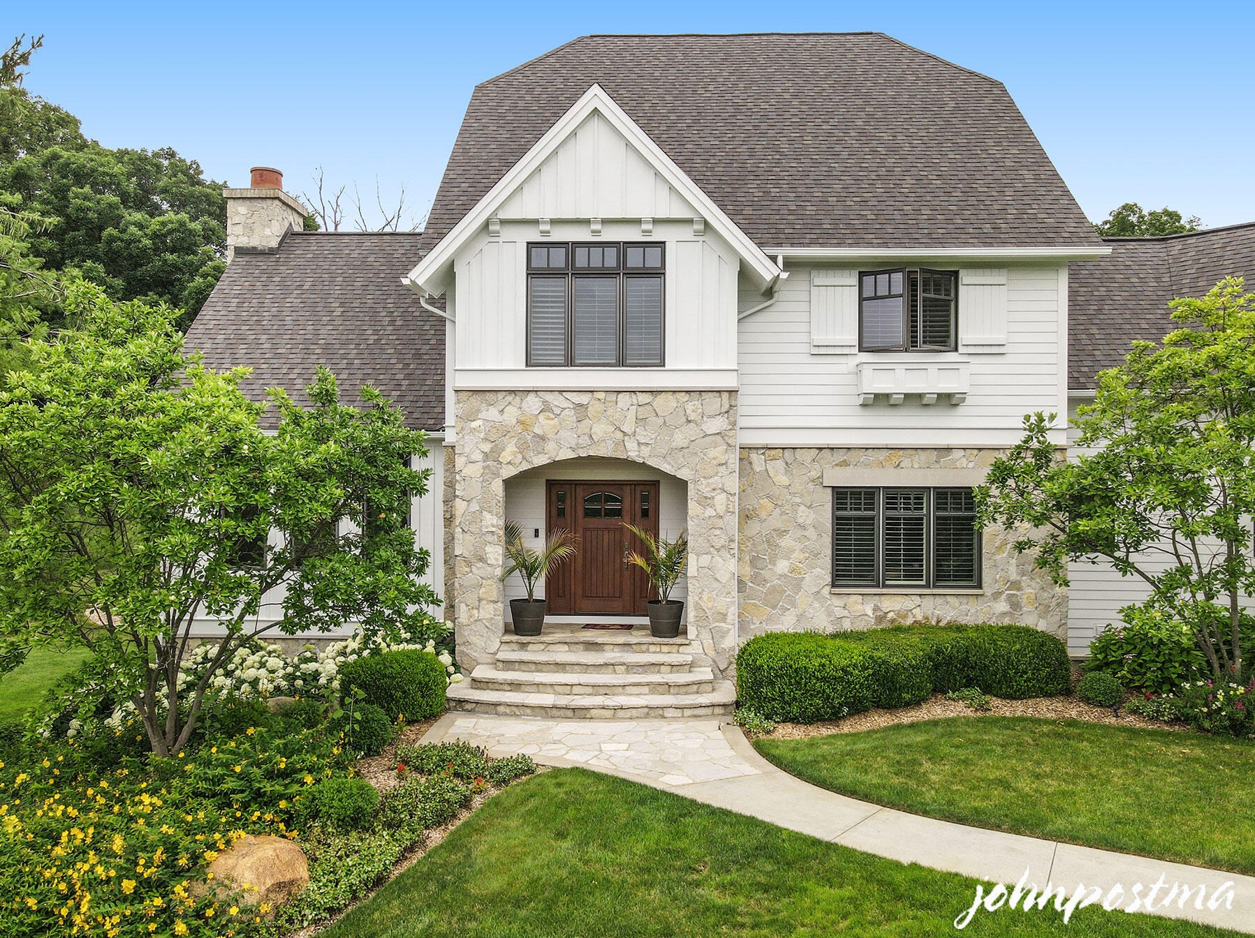 3000 Mela Via Ct, Ada, MI 49301-8153