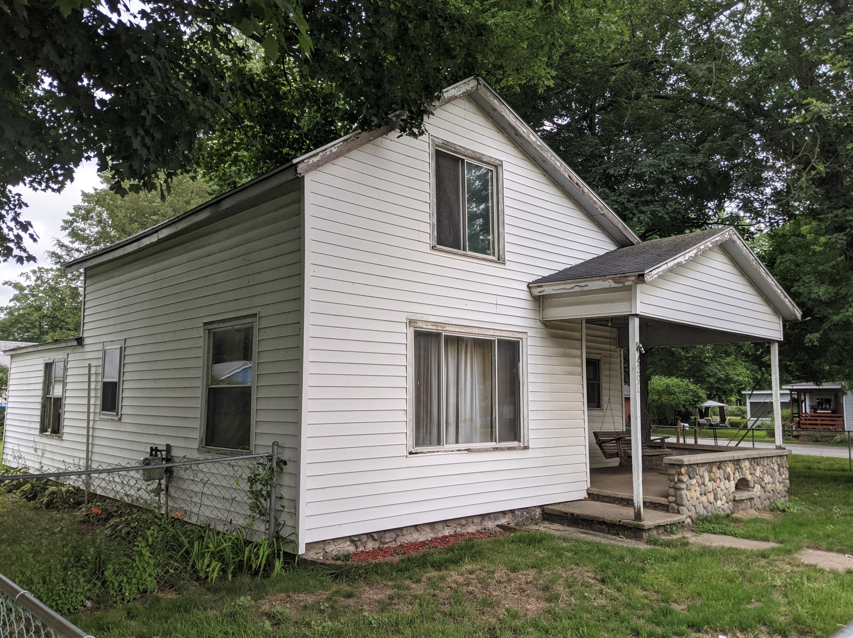 429 S Capital Ave, Athens, MI 49011