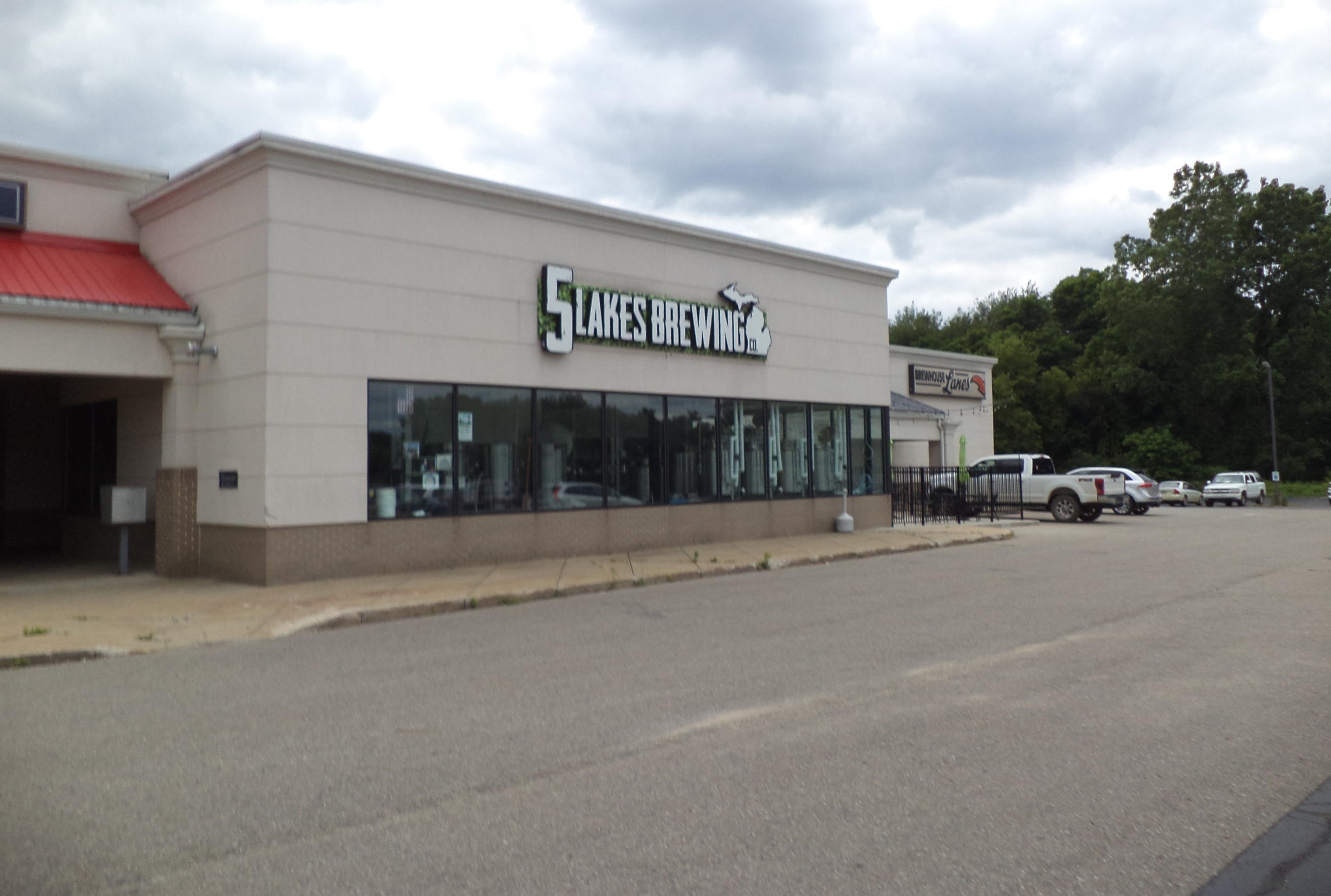 1638 142nd Ave, Dorr, MI 49323