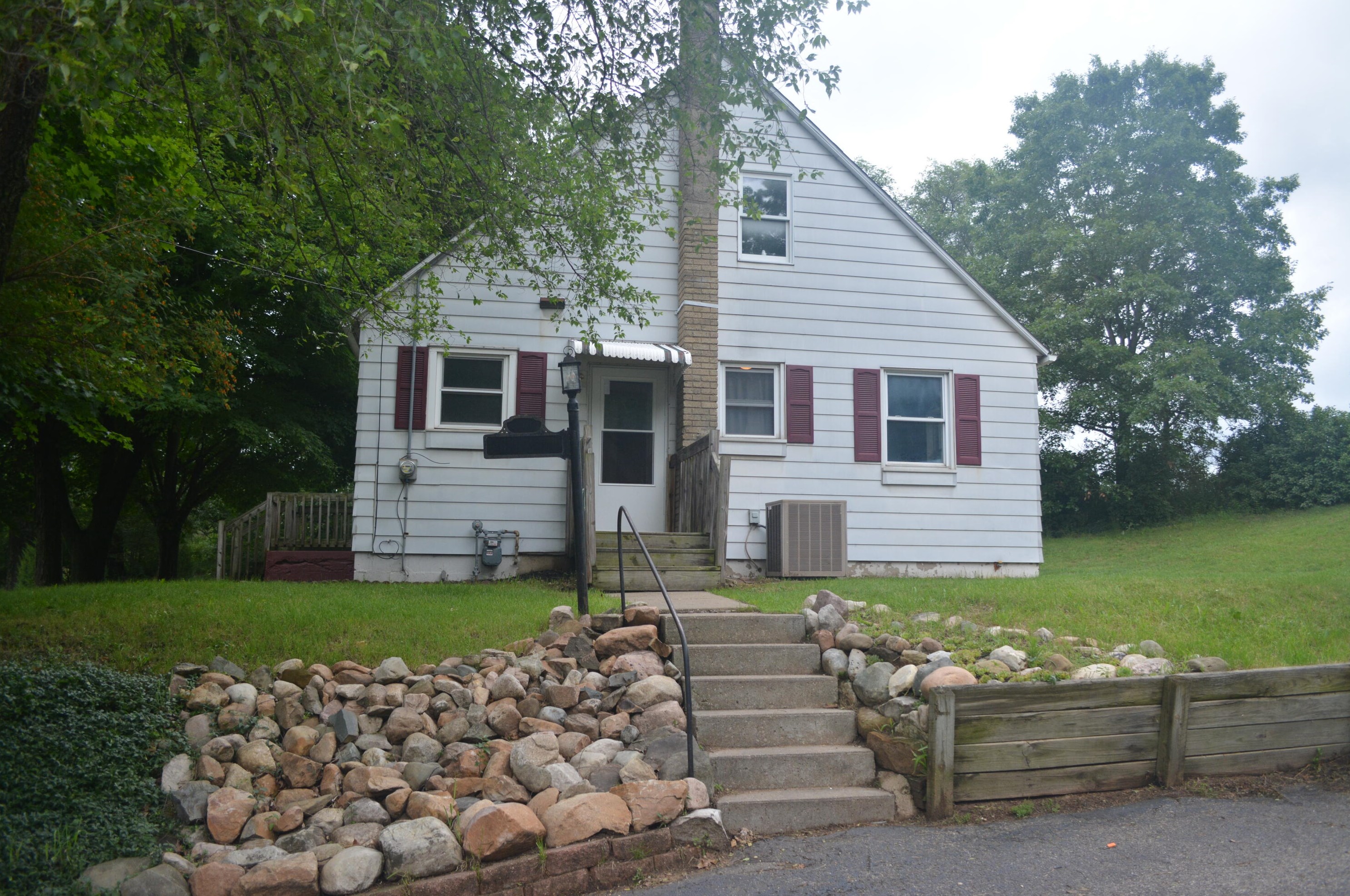 6735 D Dr, Battle Creek, MI 49014-8550