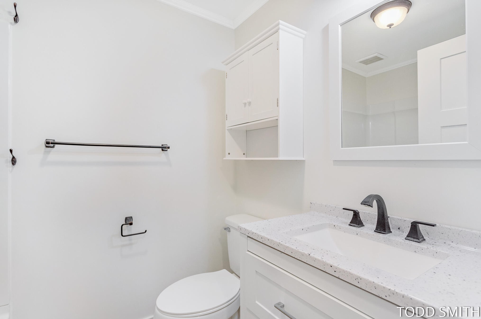 1494 Leonard St, Grand Rapids MI  49534-9540 exterior