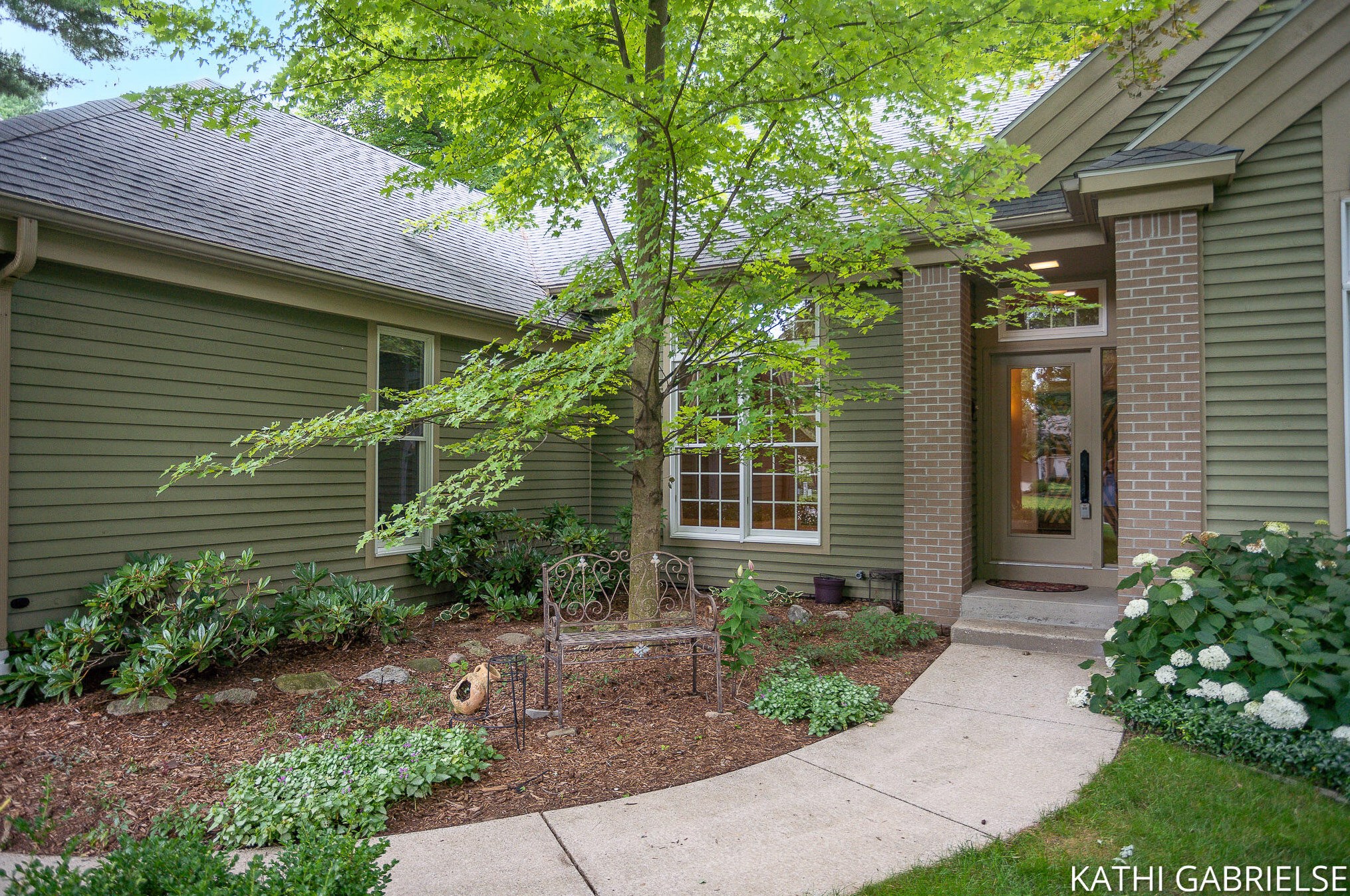 16024 Baird Dr, Spring Lake, MI 49456-2304