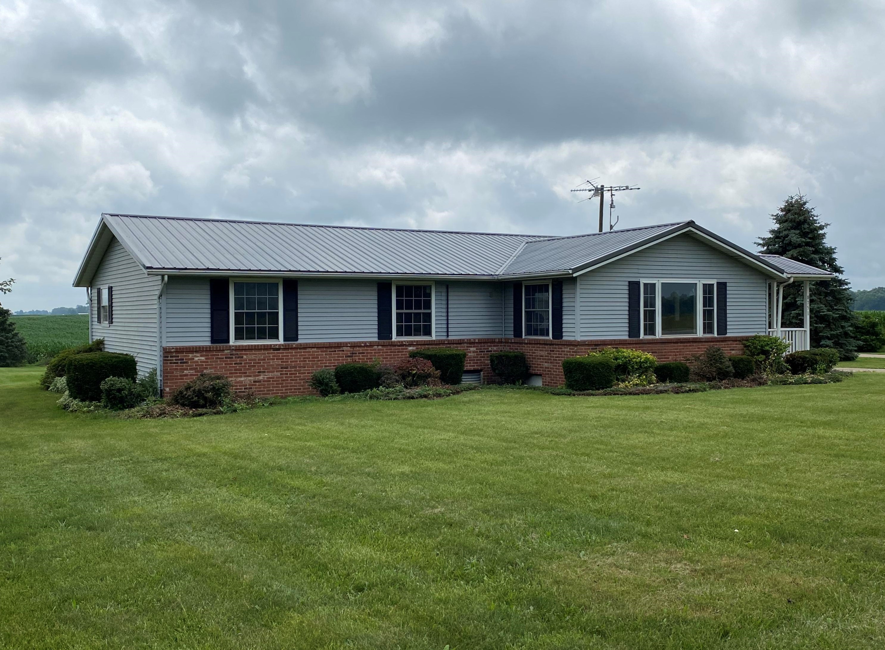 8751 S Edon Rd, Reading, MI 49274