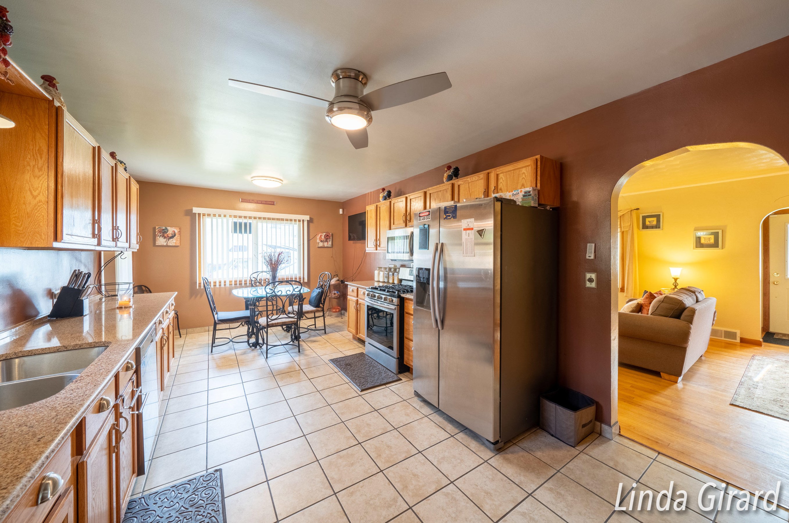 2945 Vineland Ave, Grand Rapids MI  49508-1454 exterior