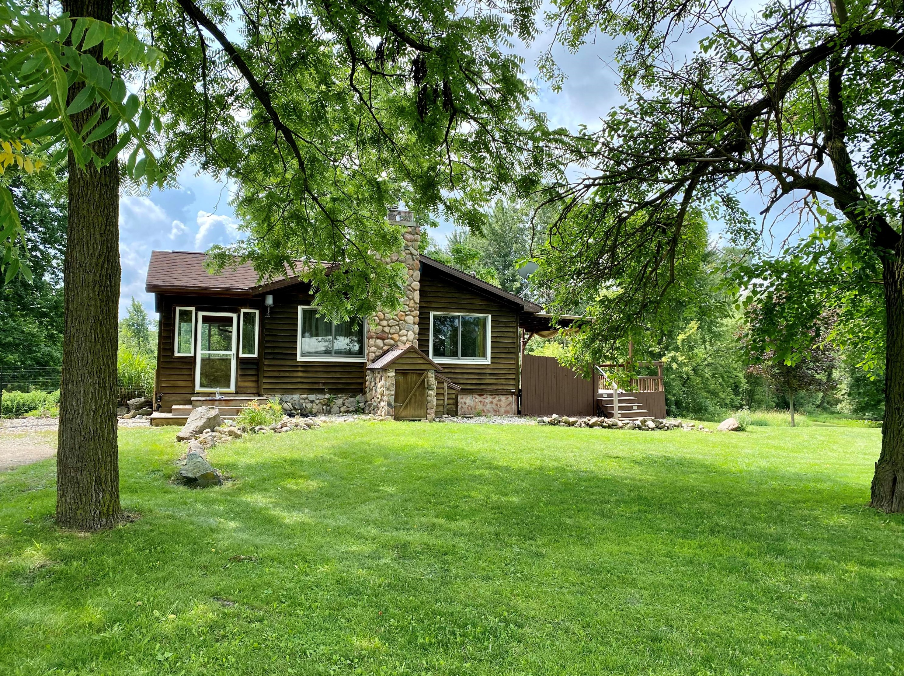 6160 Somerset Rd, Addison, MI 49220-9614