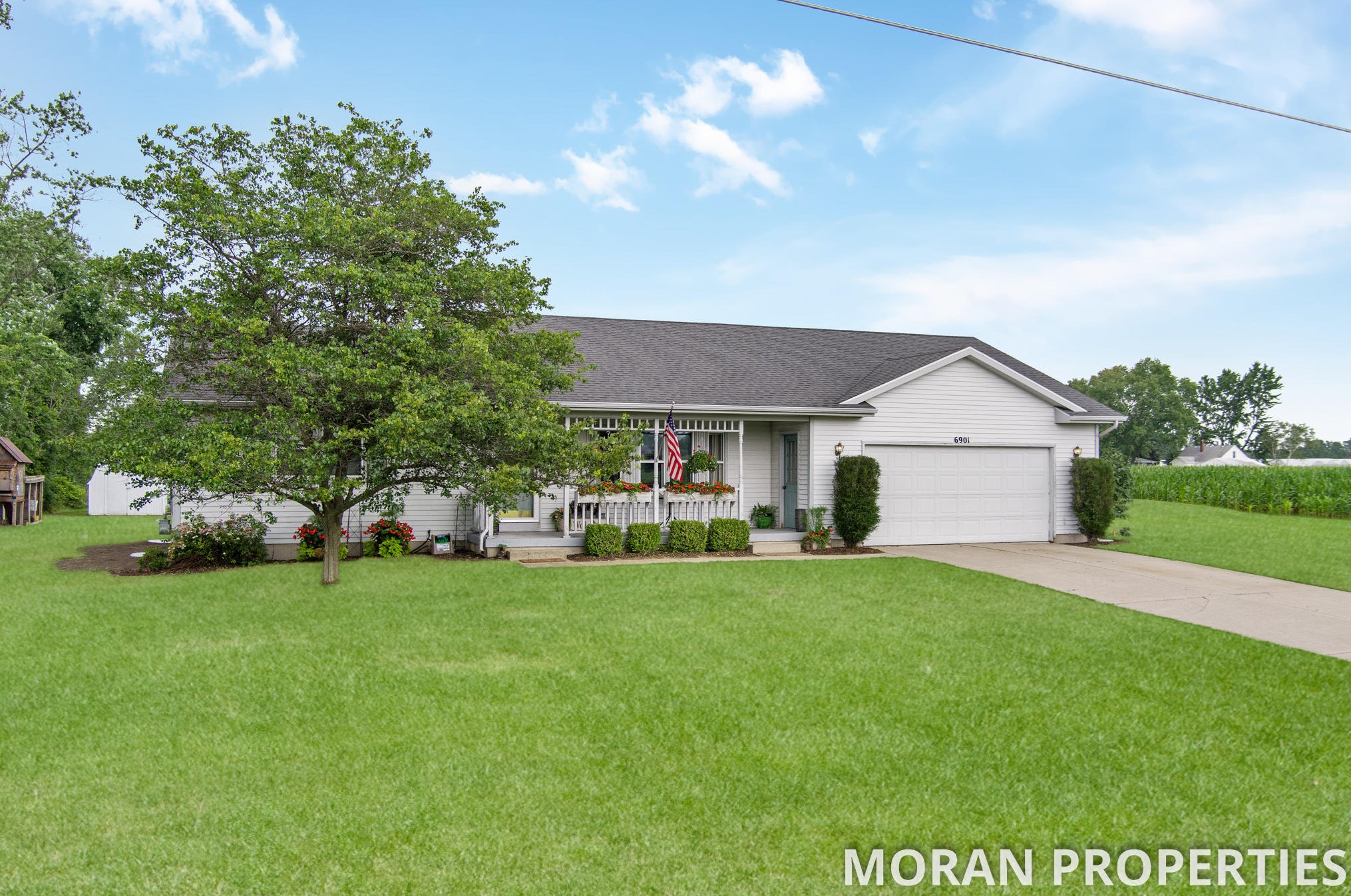 6901 Pingree St, Allendale, MI 49401-9710