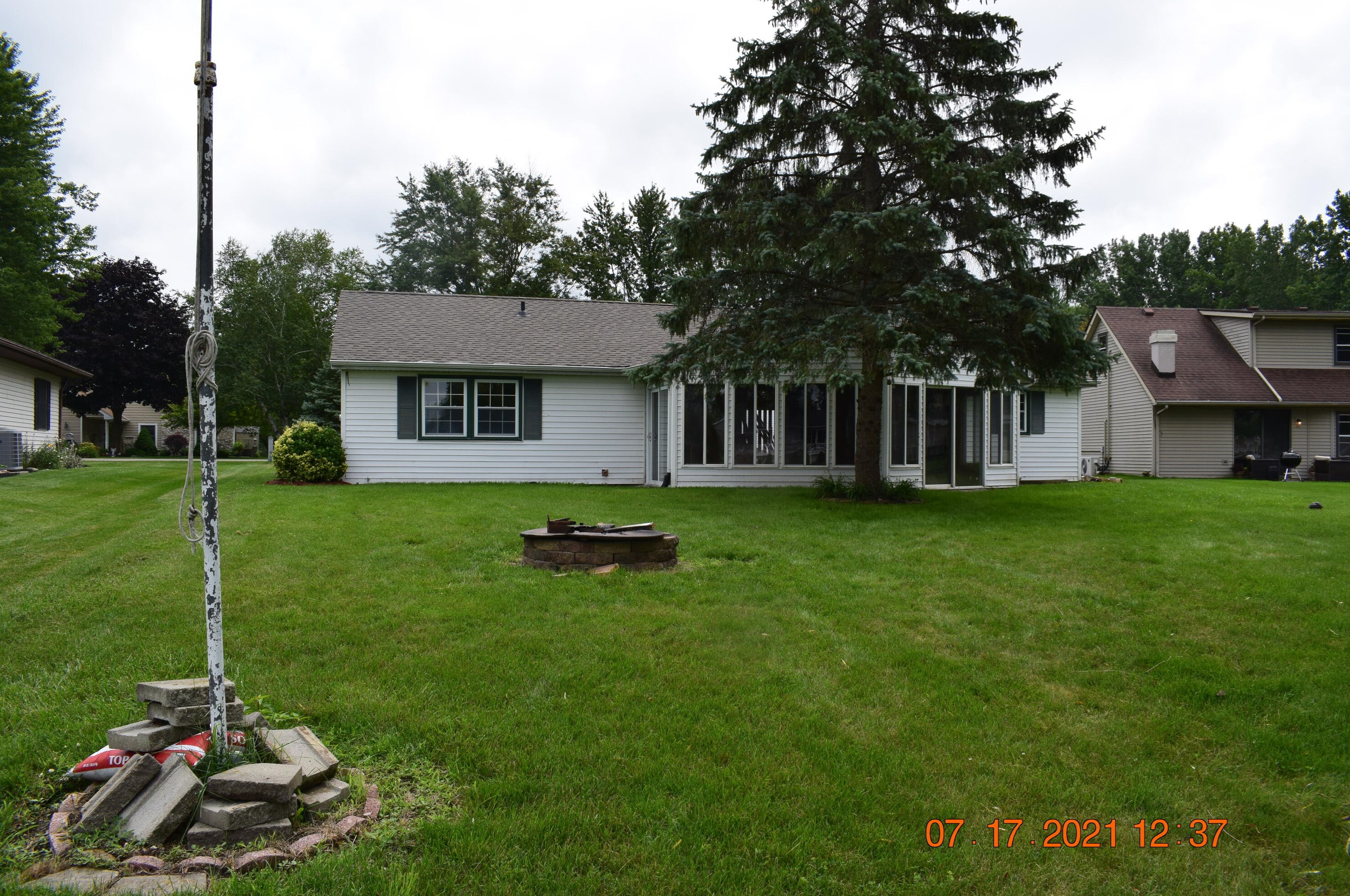 738 Blackfoot Ct, Coldwater, MI 49036-8594