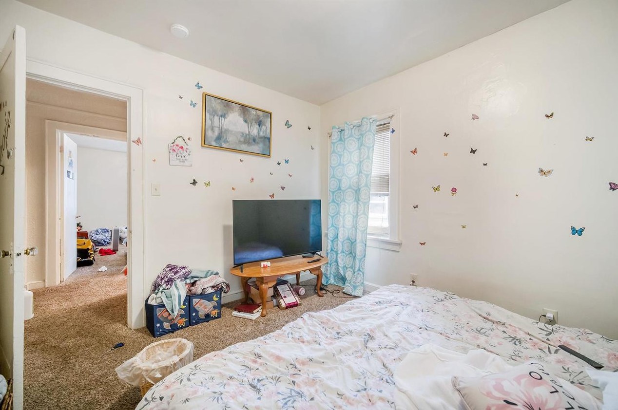 242 High St, Jackson MI 49203-3263 exterior