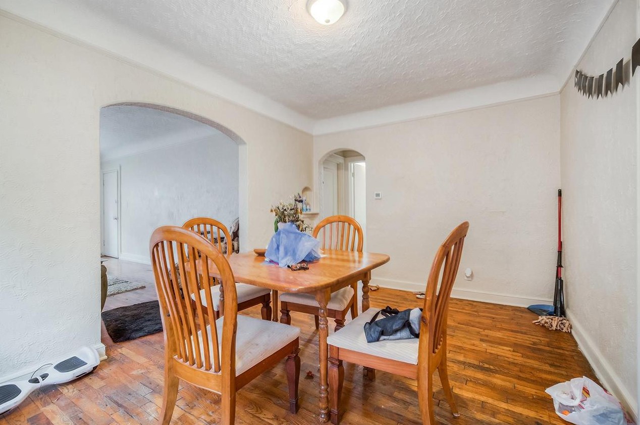 242 High St, Jackson MI 49203-3263 exterior