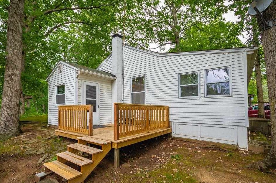 211 North Dr, Brooklyn, MI 49230-8910