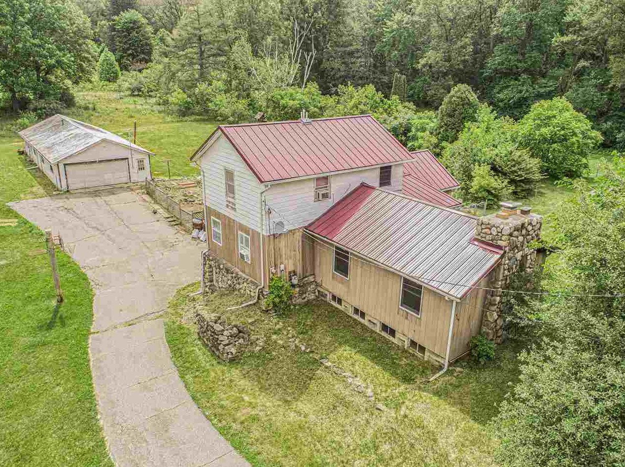 505 S Jackson St, Hanover, MI 49241