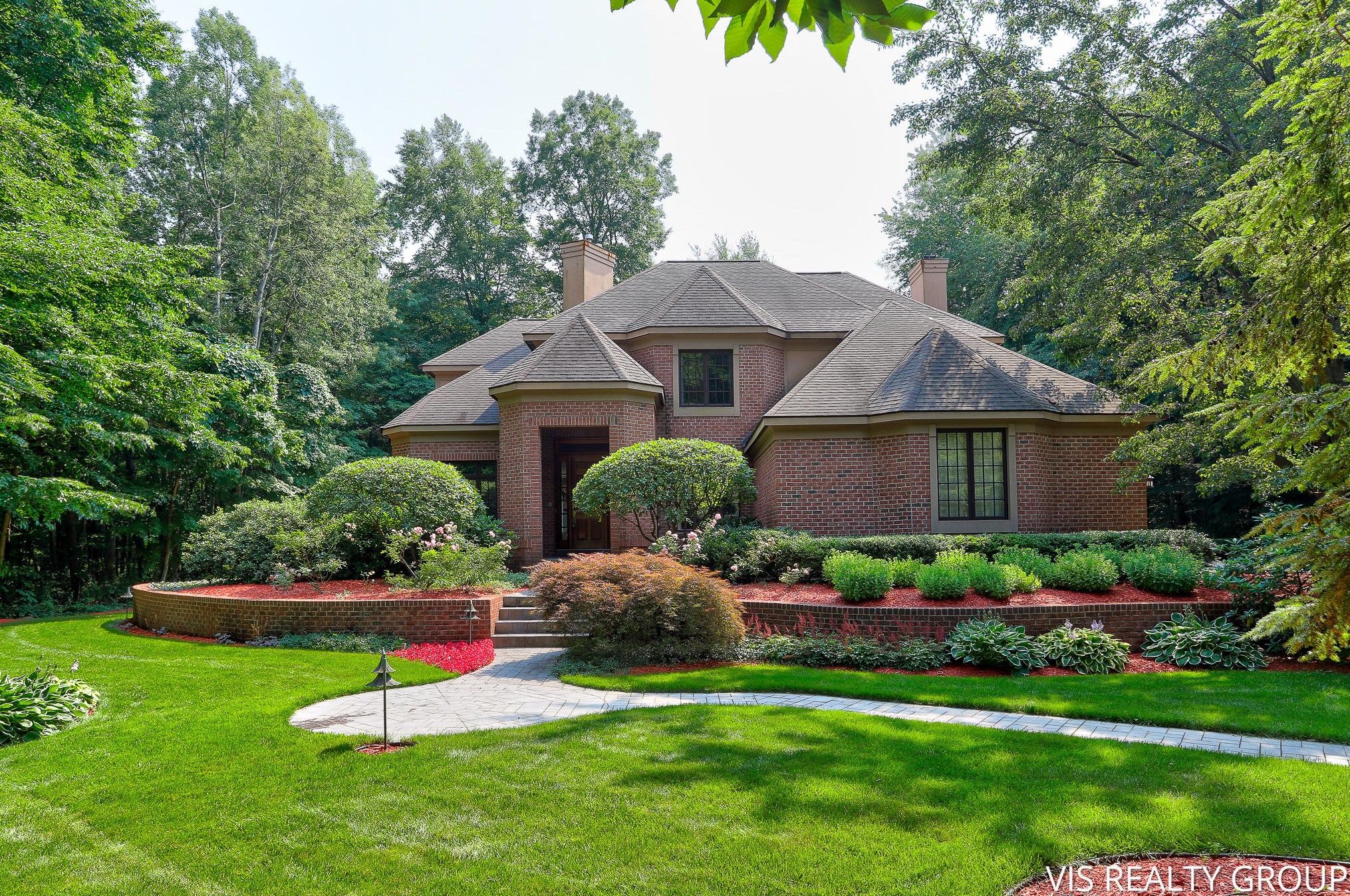 19065 Elizabeth Ct, Spring Lake, MI