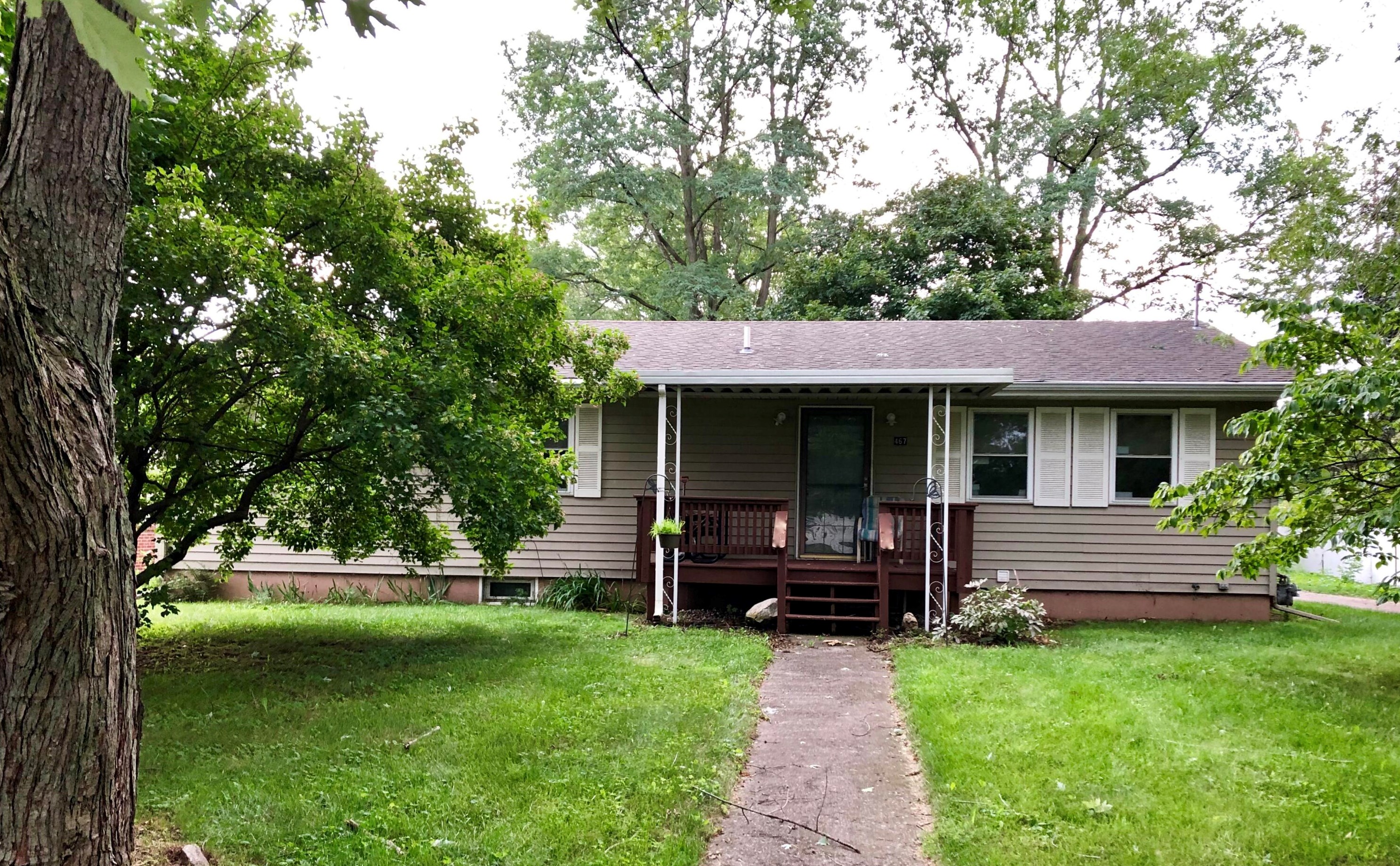 467 Gilson St, Coloma, MI 49038-9518