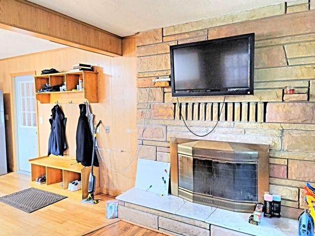 6876 Maple St, Baldwin MI 49304-9454 exterior