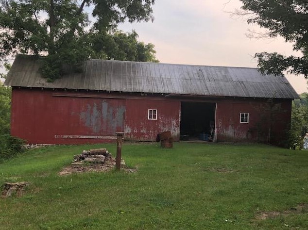 1486 Seath Ln, Evart, MI 49631