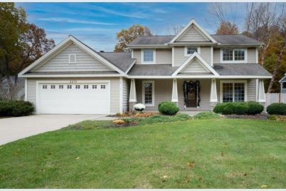 2270 Sunset Bluff Drive - Photo 1