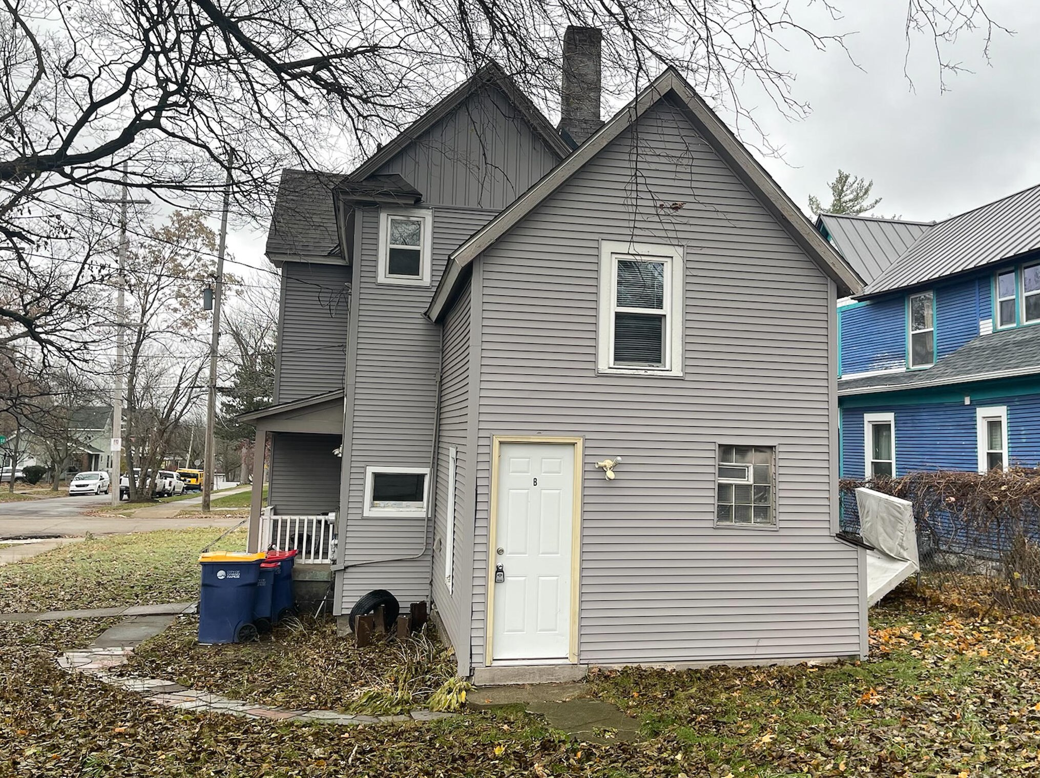 928 Thomas St, Grand Rapids MI  49506-2647 exterior