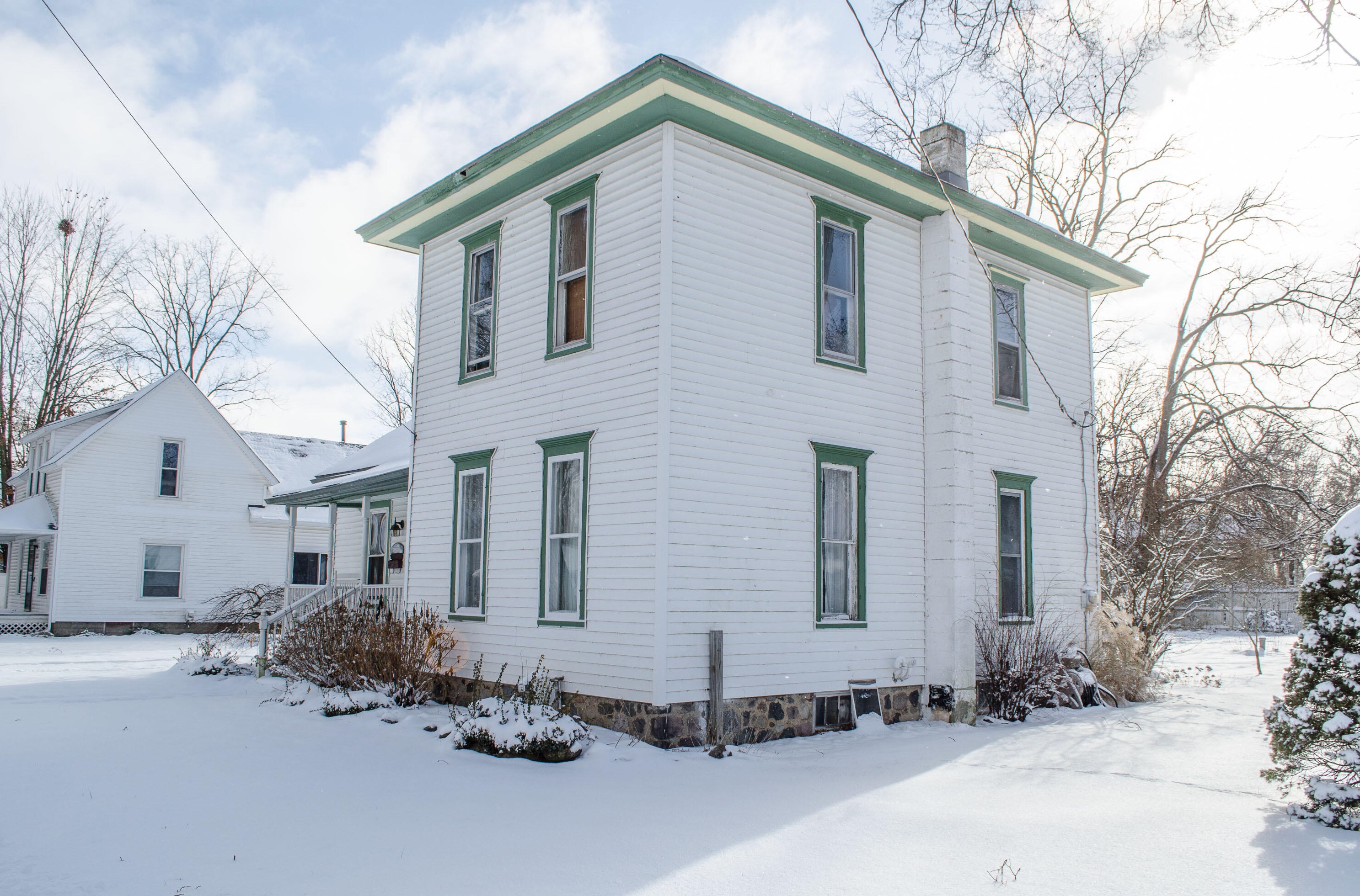 502 State St, Vicksburg, MI 49097-1232