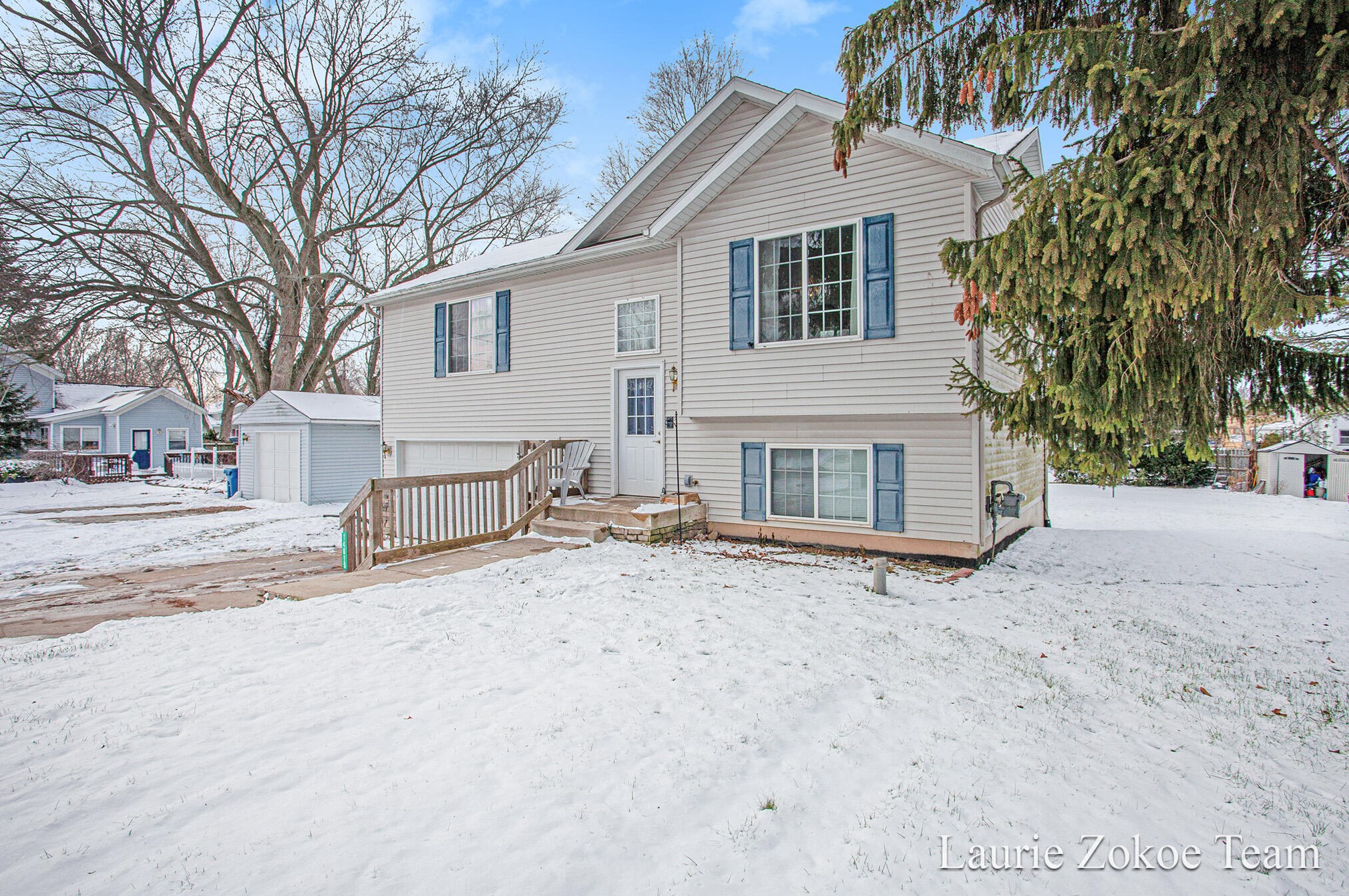 14615 Washington St, Marne, MI 49435-5100