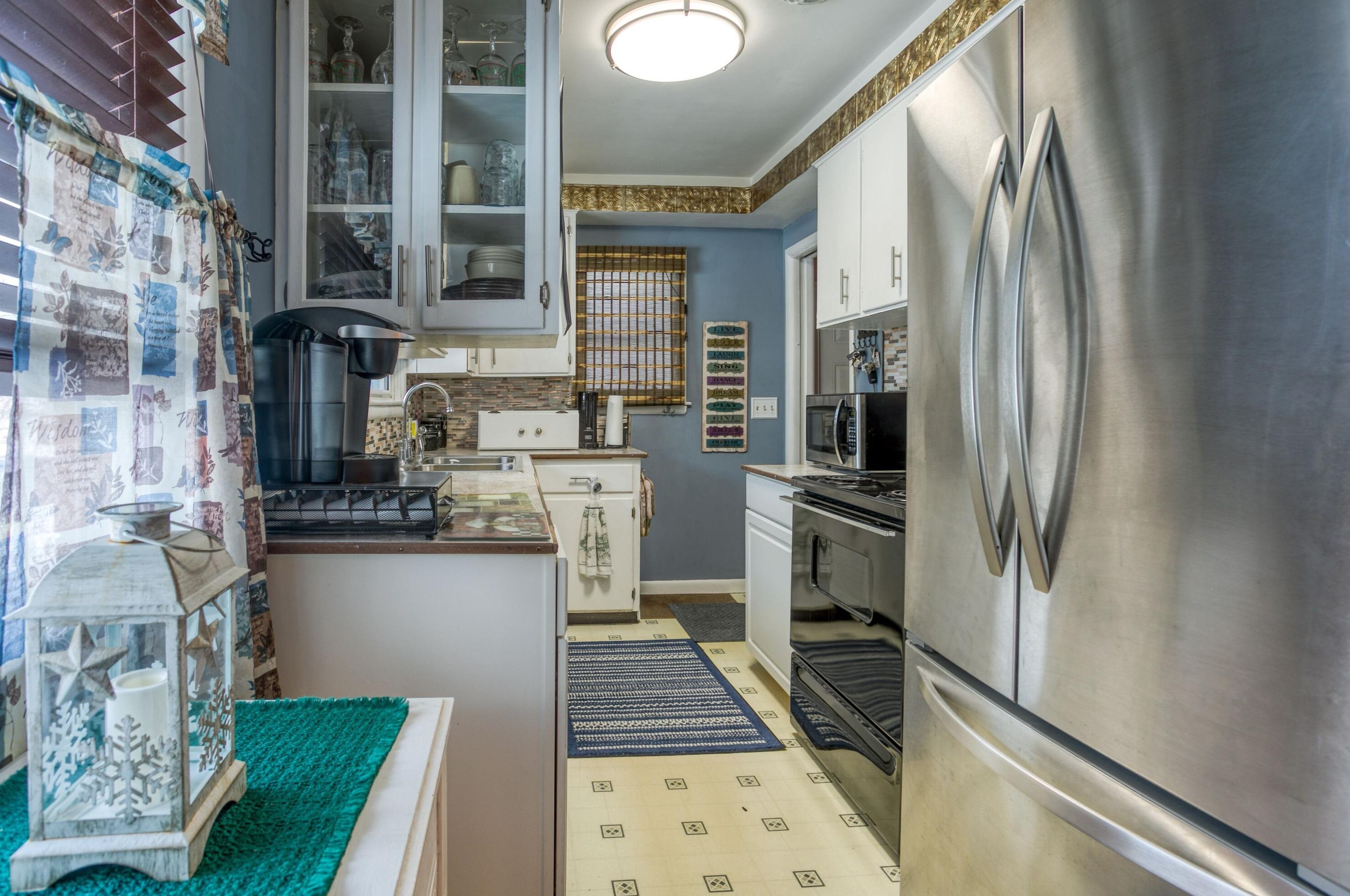 3340 Poinsettia Ave, Grand Rapids MI  49508-2564 exterior