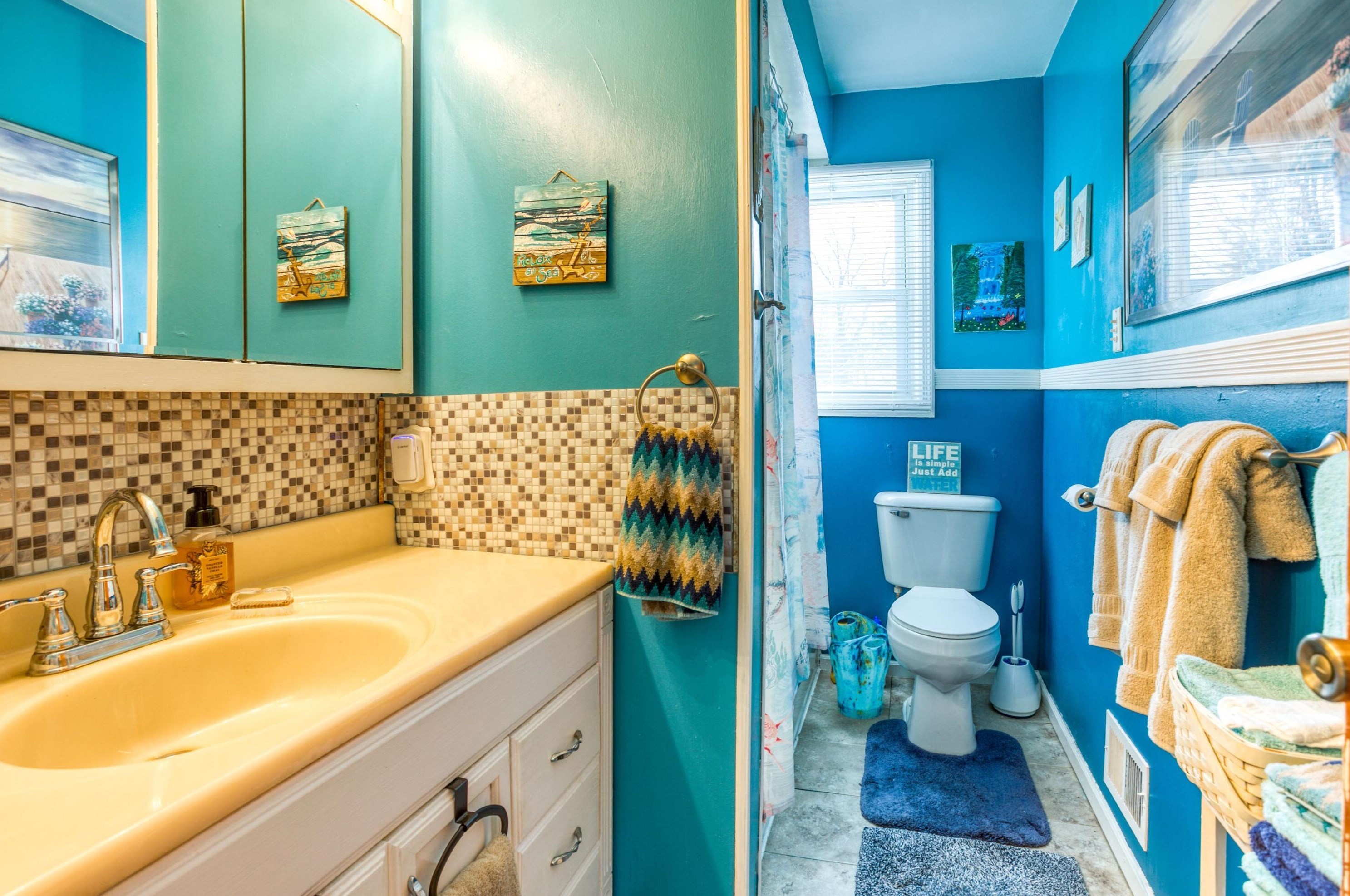 3340 Poinsettia Ave, Grand Rapids MI 49508-2567 exterior