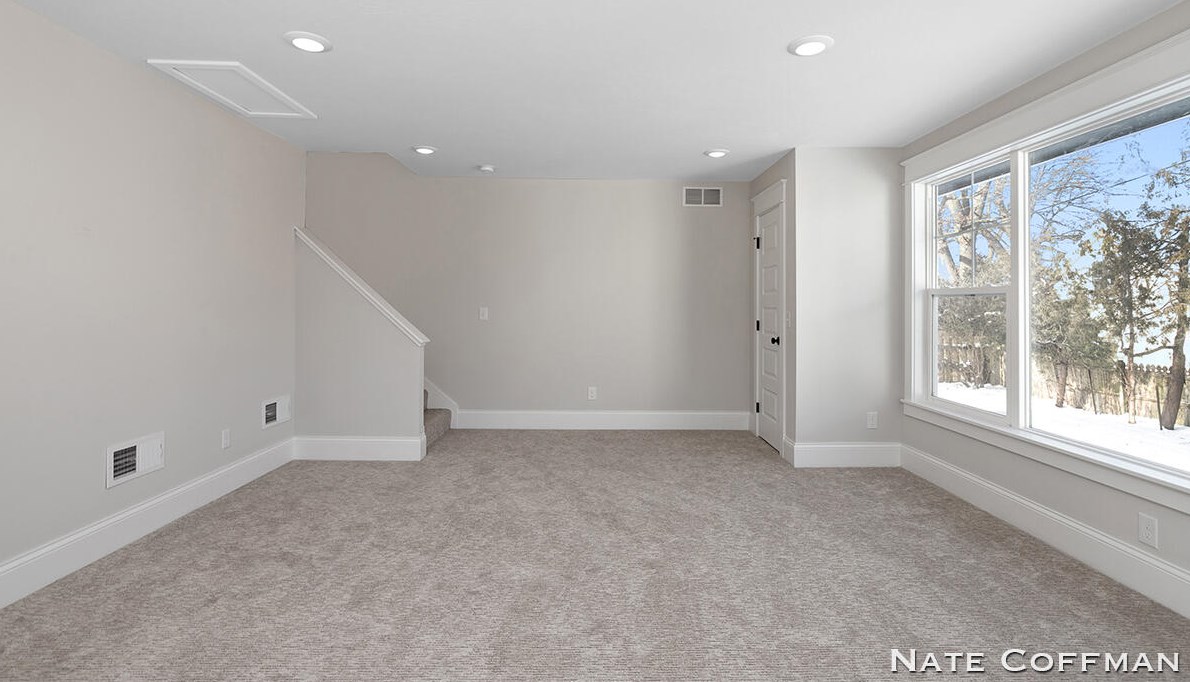 1225 Franklin St, Grand Rapids MI 49507-1236 exterior