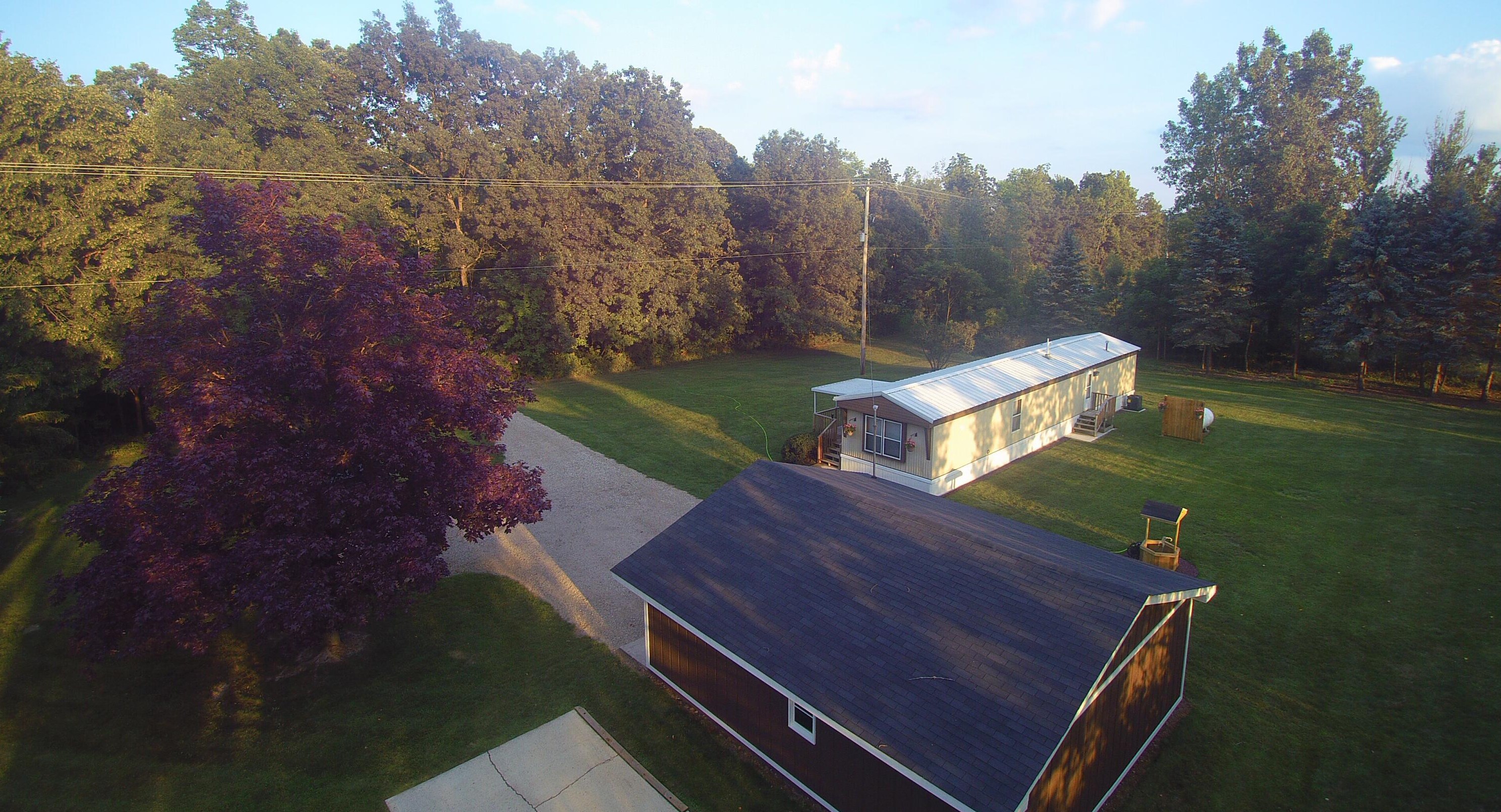 1949 Long Rd, Pierson, MI 49339