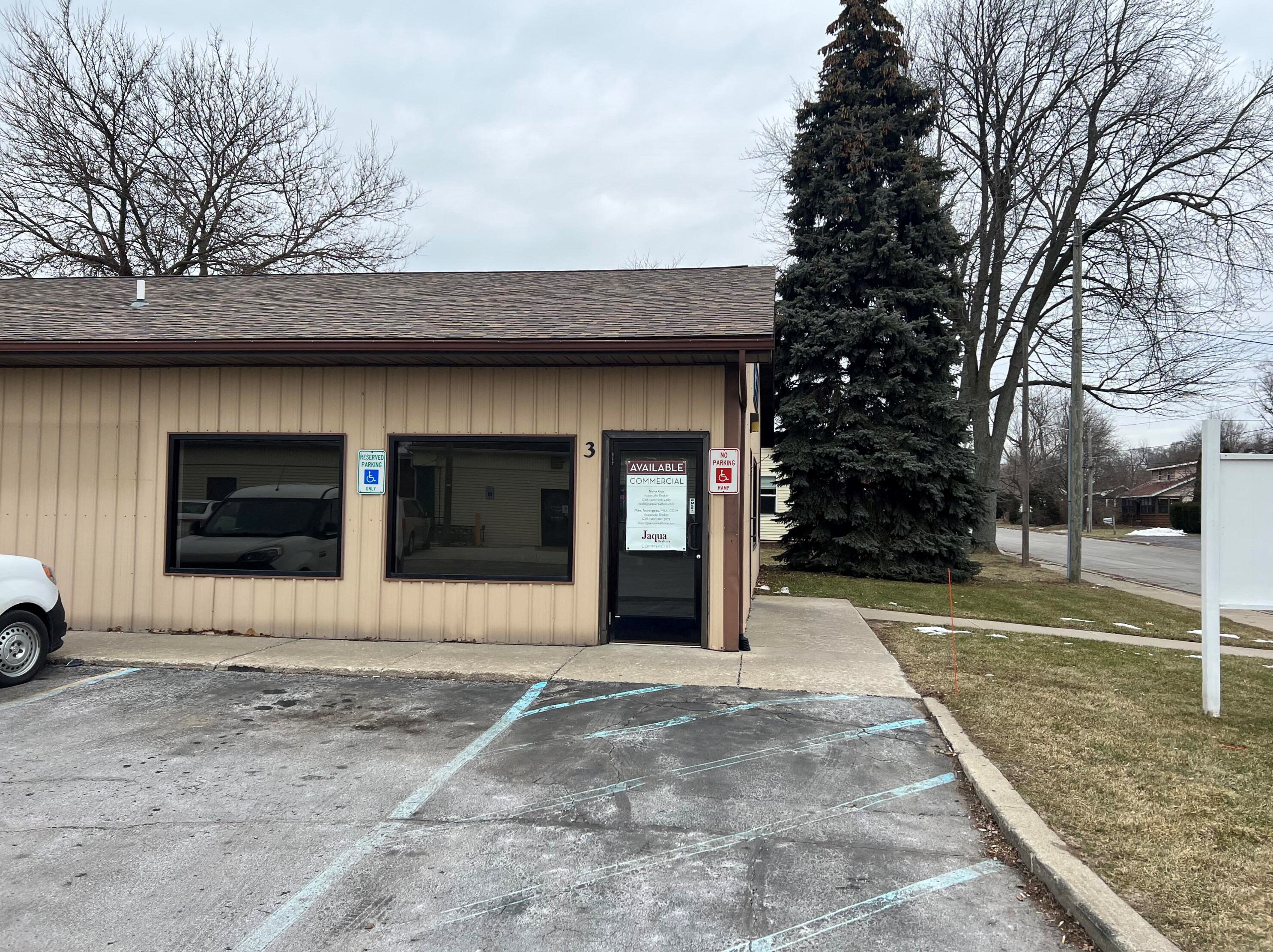 3 Vans Ave, Coldwater, MI 49036