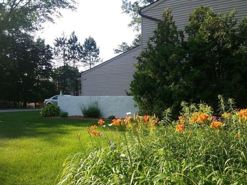 17458 Dunewood Ct, Spring Lake MI 49456-9470 exterior