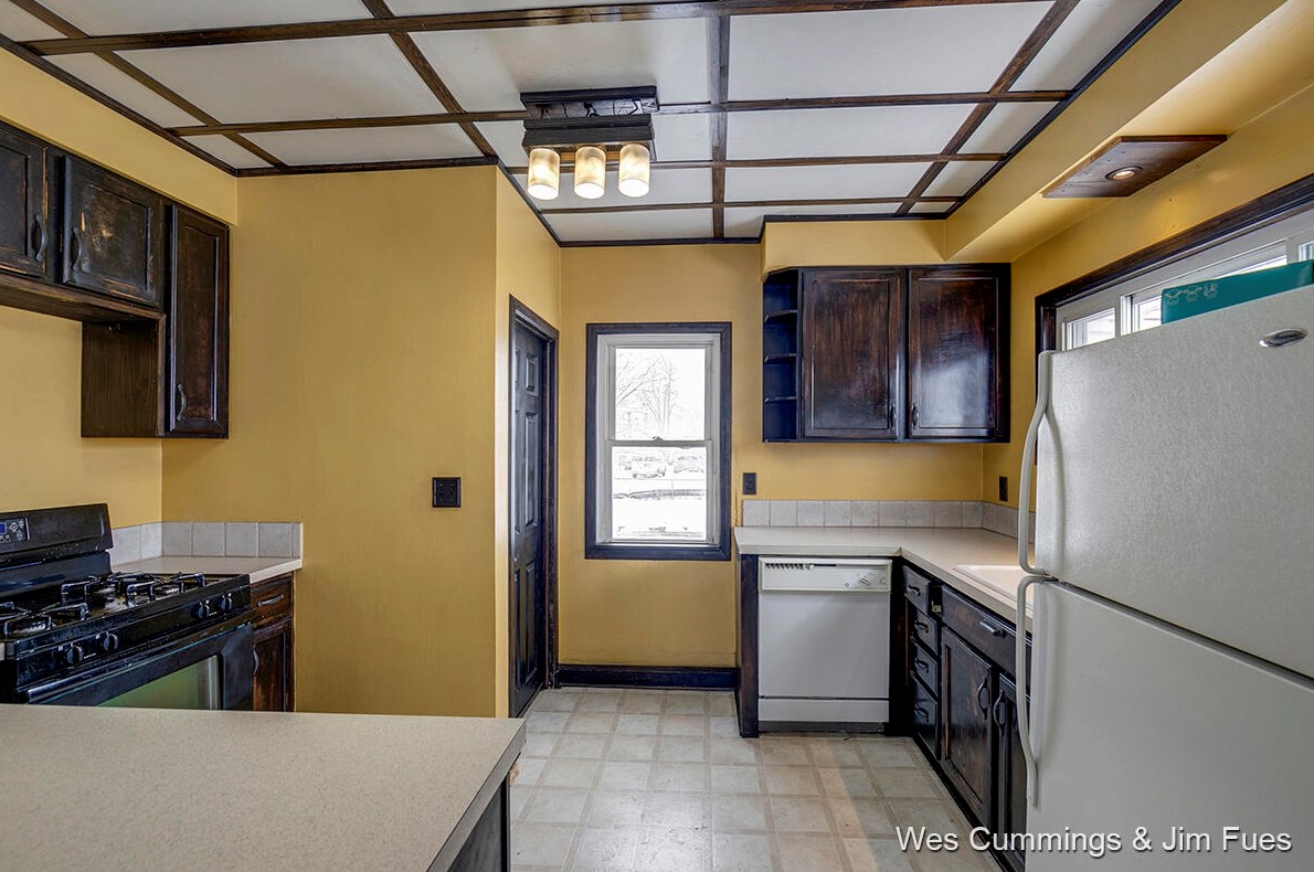 27 Centennial St, Sparta MI 49345-1301 exterior