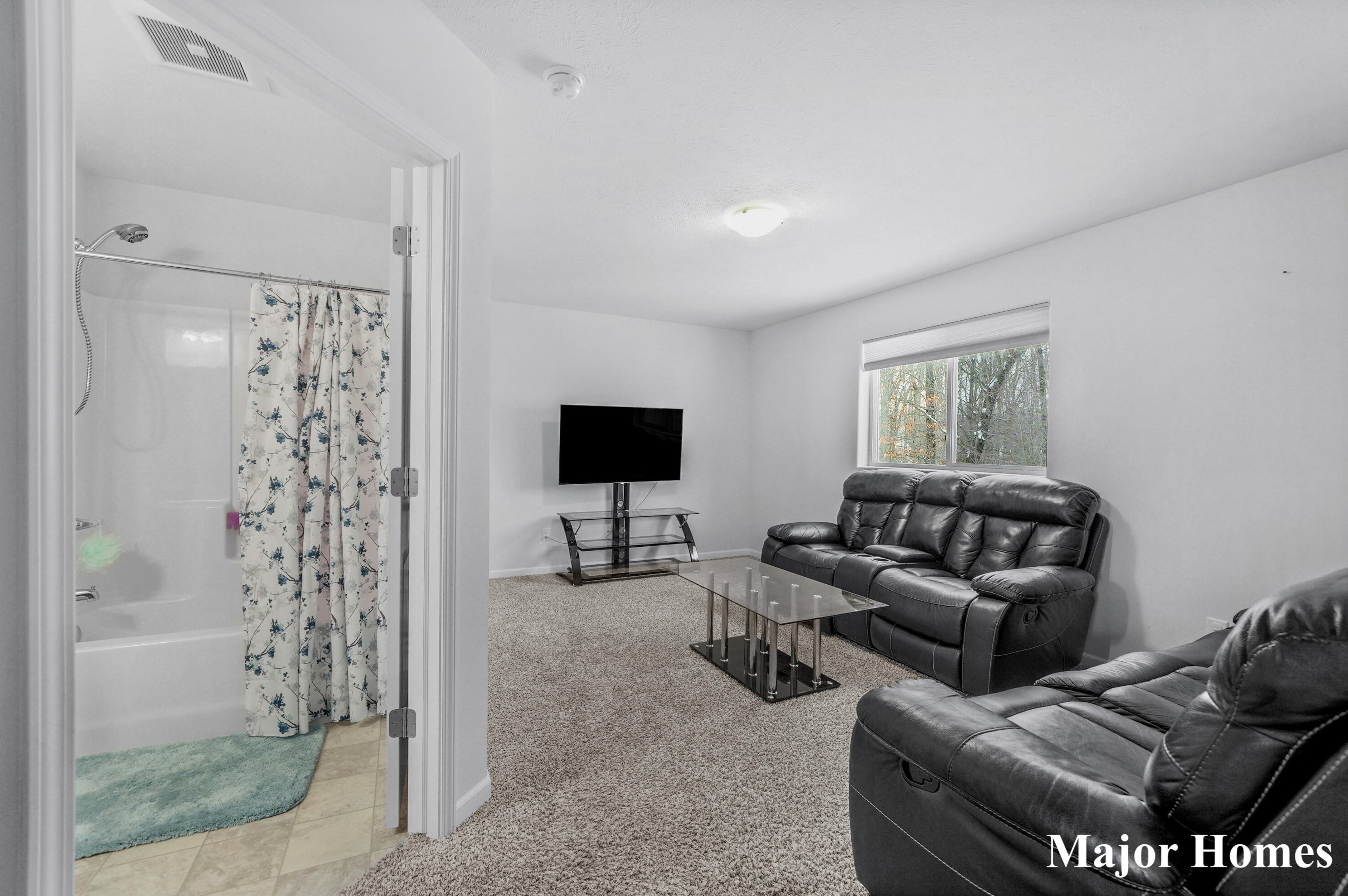 2661 Jolly Roger Dr, Wayland MI  49348-9472 exterior