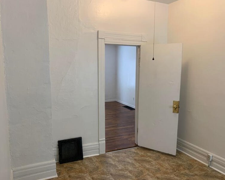 131 Myrtle Ave, Meskegon MI 49442-3243 exterior