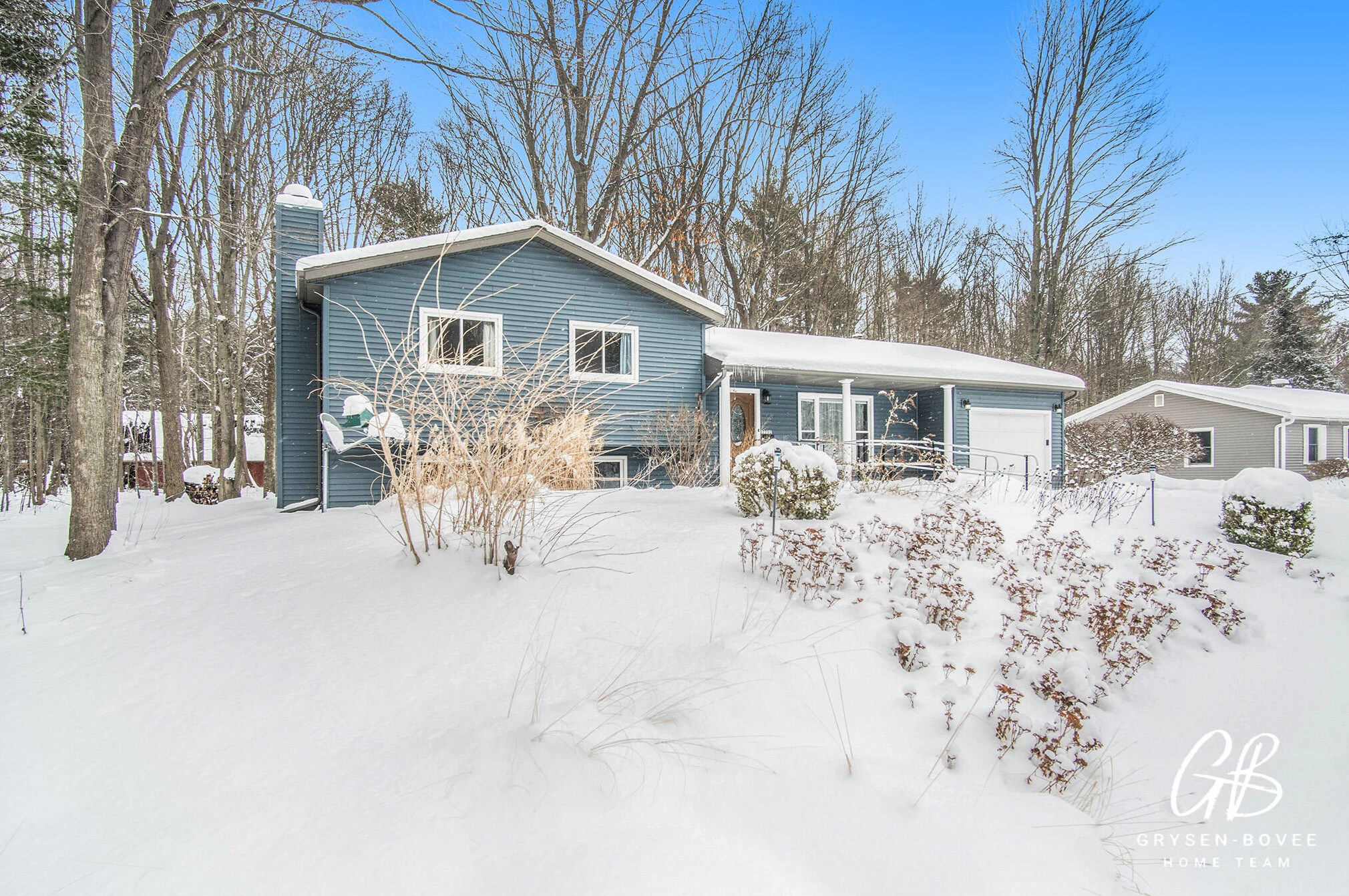 17702 Jordan Ln, Spring Lake, MI 49456-1420