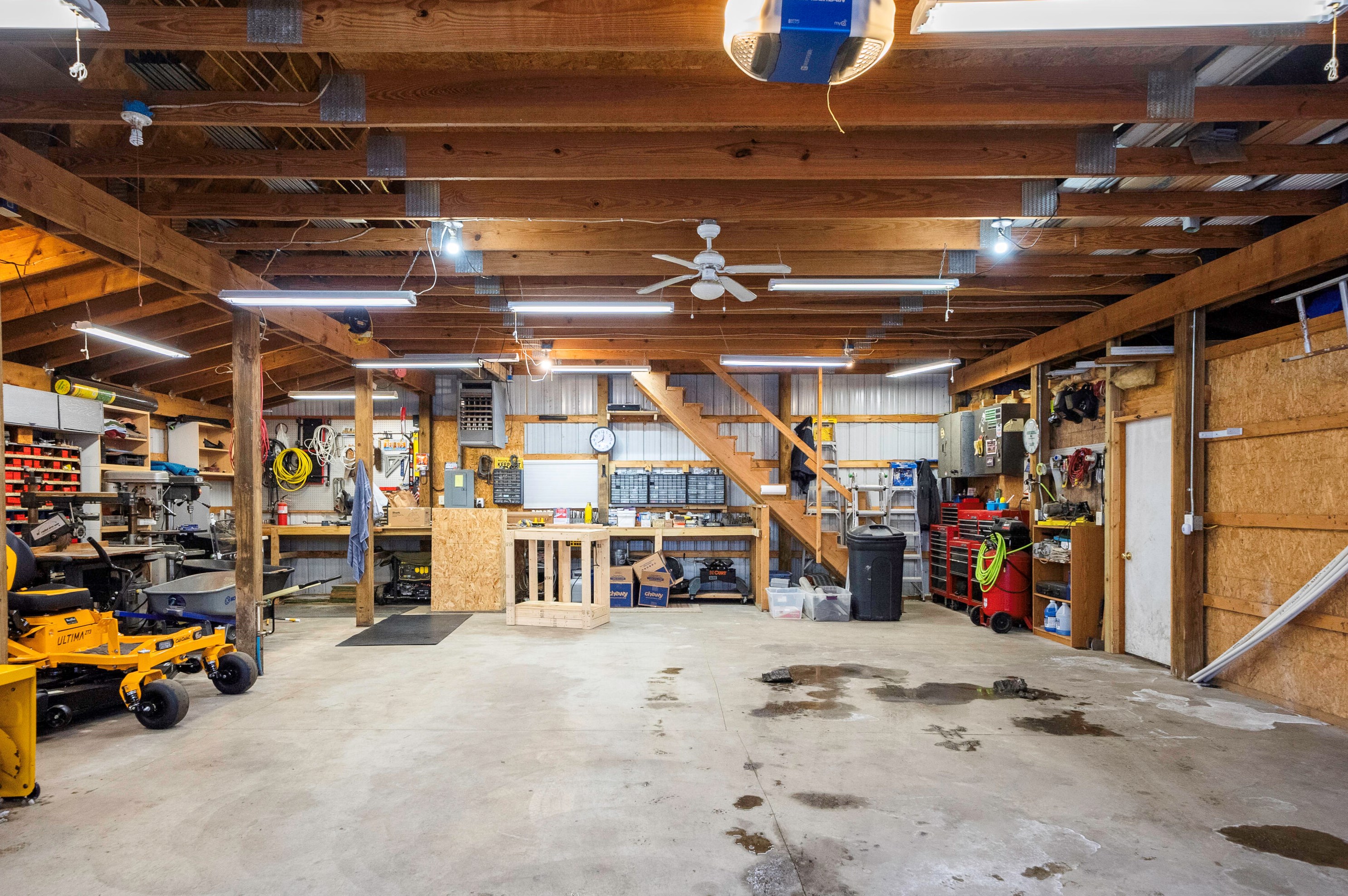 4340 17 St, Dorr MI 49323-9700 exterior