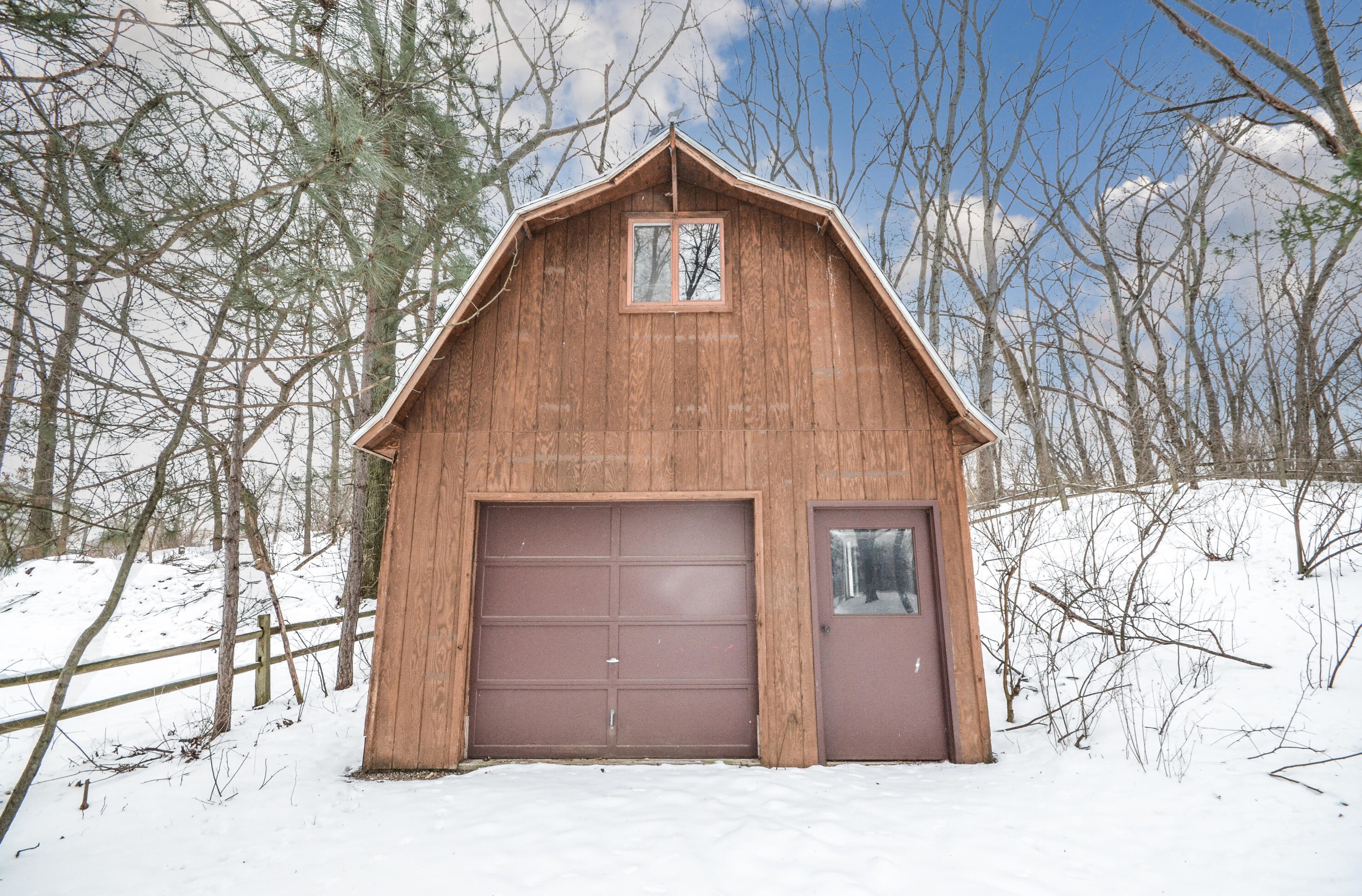 4126 Jackson Rd, Saranac MI 48881-9735 exterior