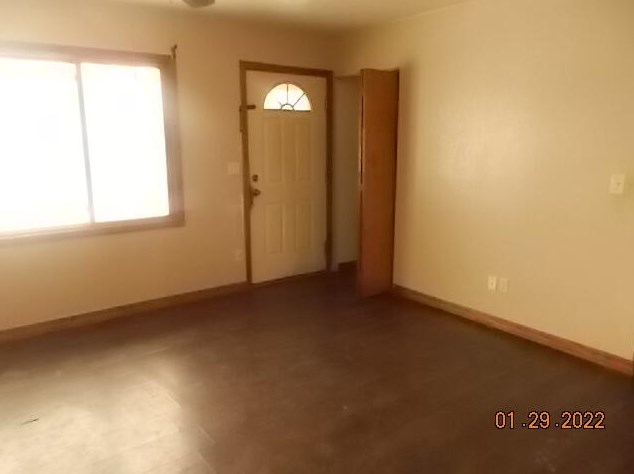 1006 Meadowlane Dr, Sturgis, MI 49091