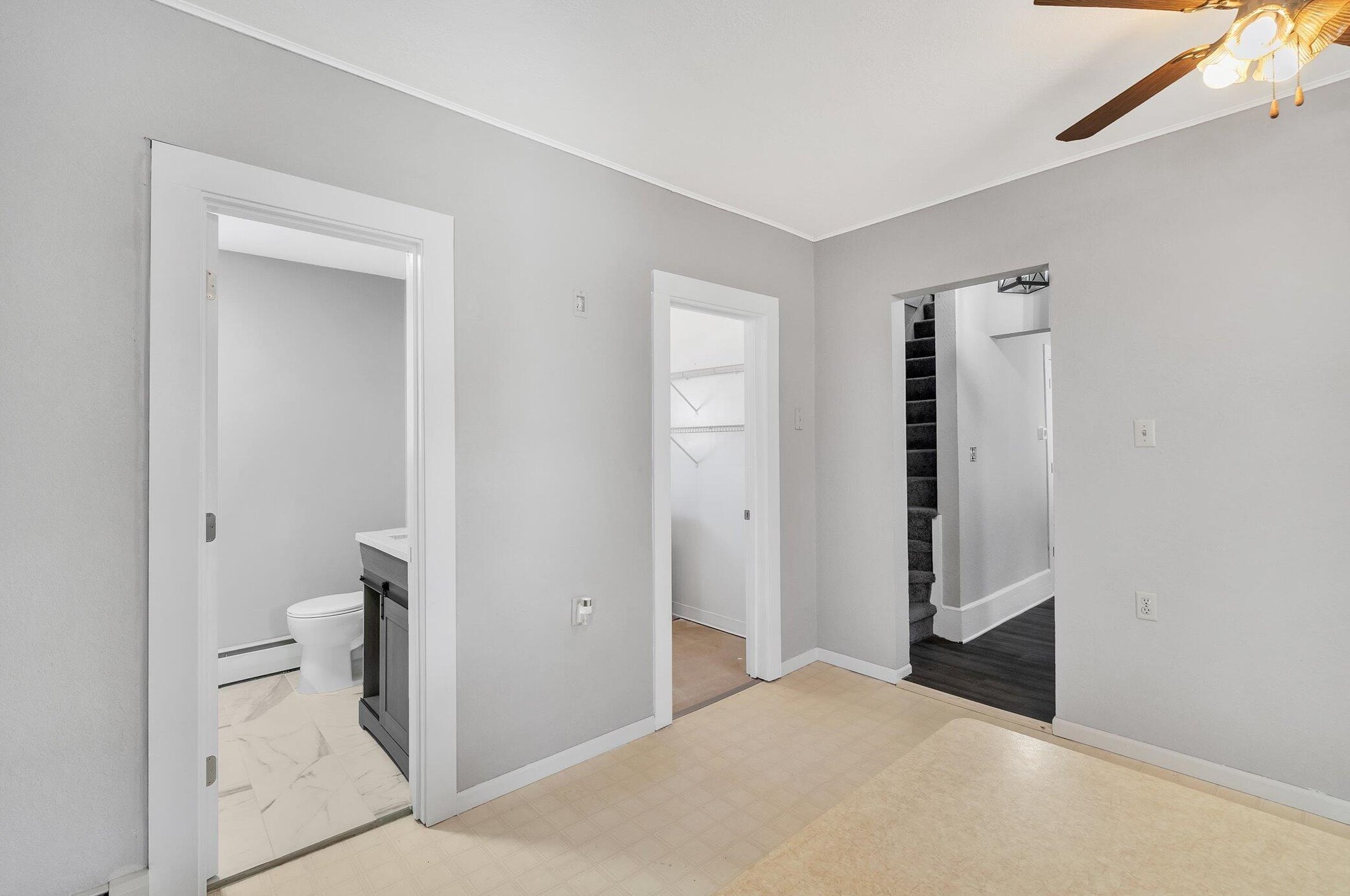 300 Douglas St, Jackson MI  49203-4128 exterior