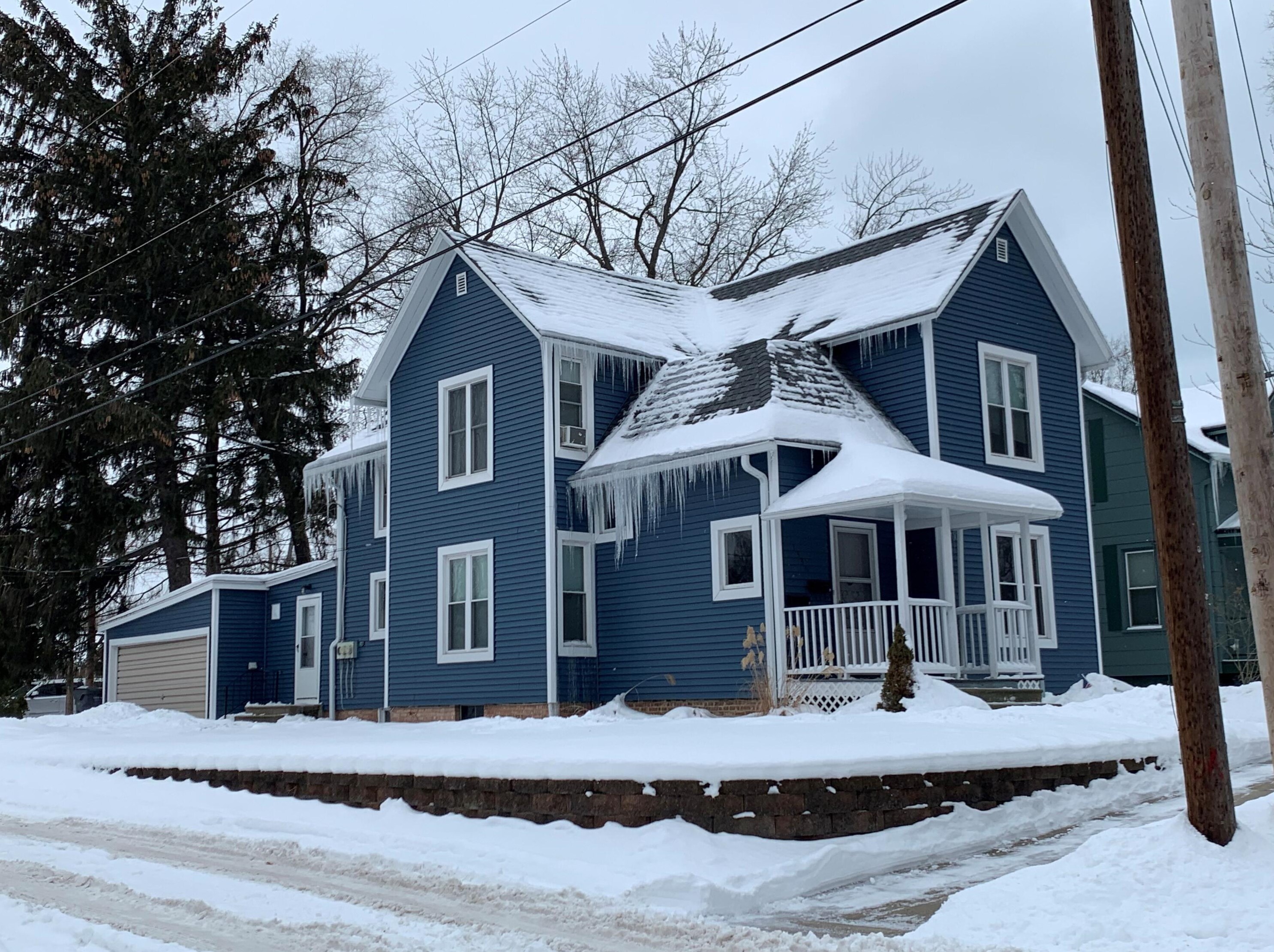 1336 Harrison Ave, Saint Joe, MI 49085