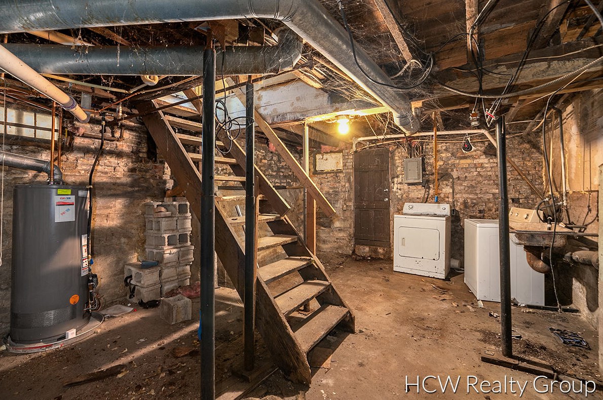 708 Clancy, Grand Rapids MI 49503-1537 exterior