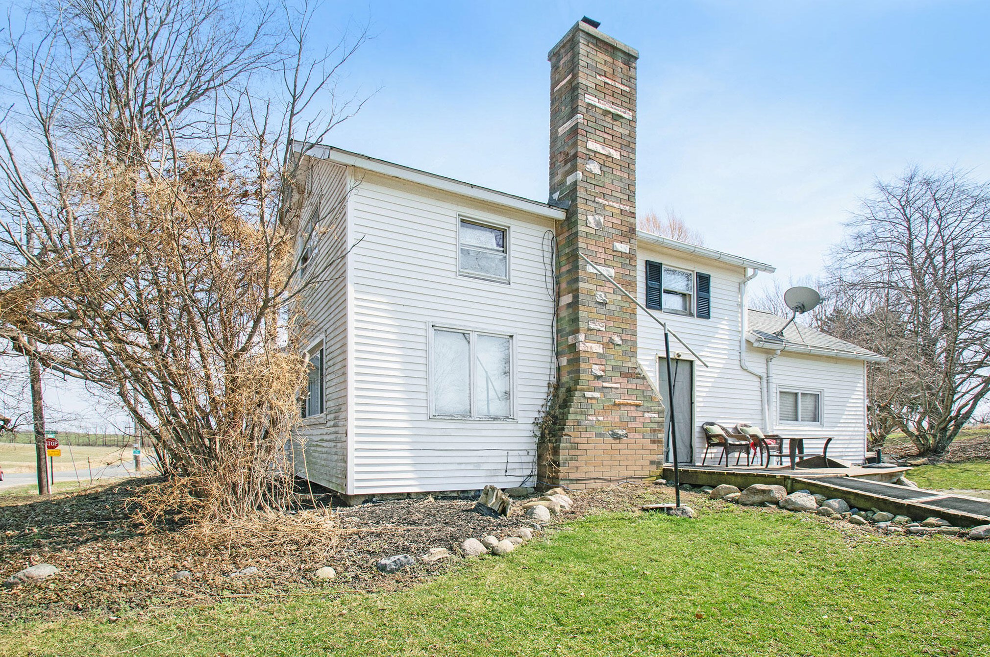 1922 W Olive Branch Rd, Galien, MI 49113