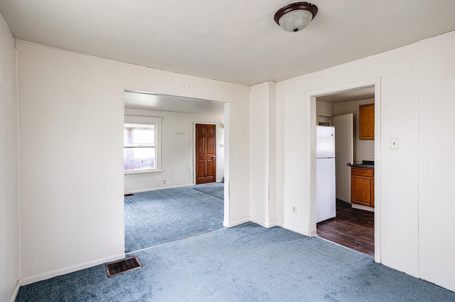 329 Forbes St, Jackson MI 49202-3712 exterior