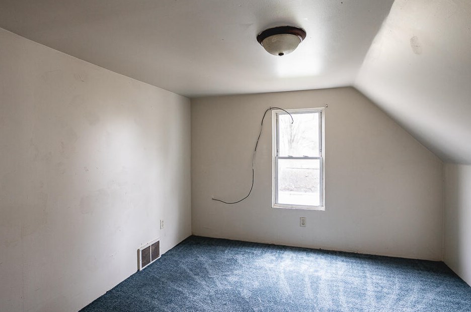 329 Forbes St, Jackson MI 49202-3712 exterior