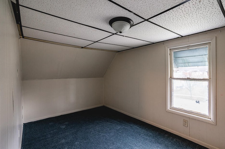 329 Forbes St, Jackson MI 49202-3712 exterior